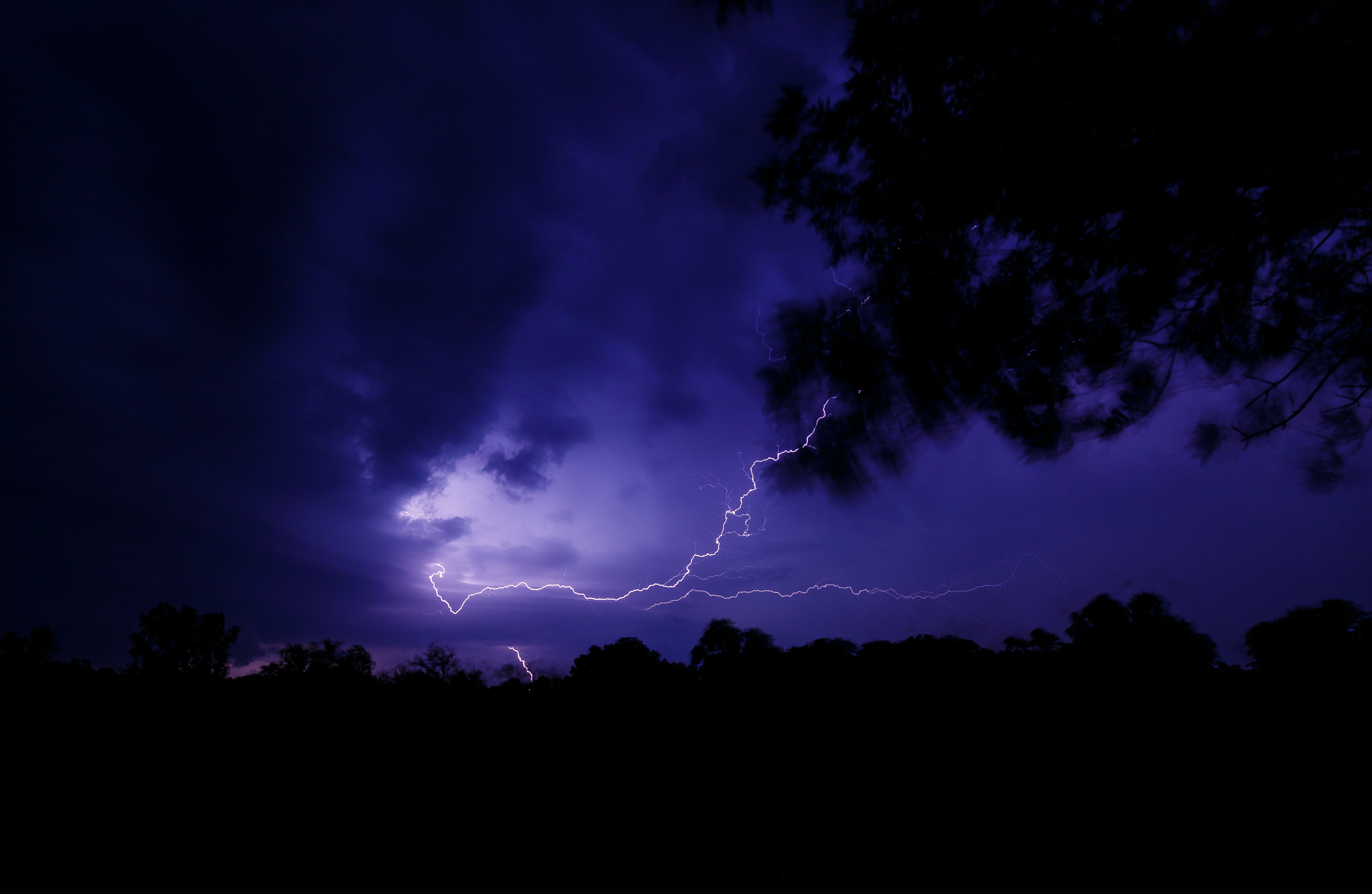 148090 download wallpaper sky, night, lightning, dark, storm, thunderstorm screensavers and pictures for free