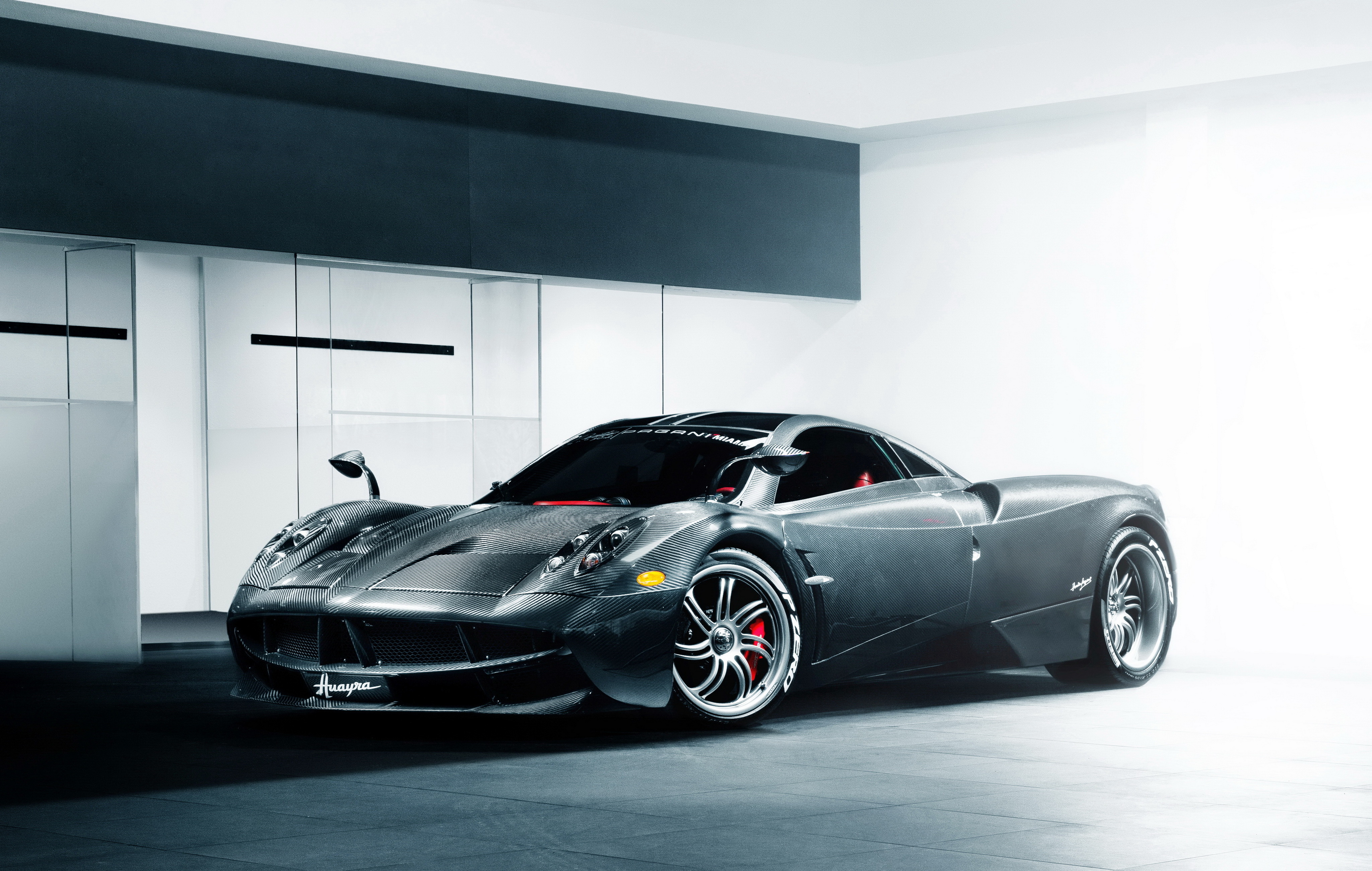 137840 Screensavers and Wallpapers Pagani for phone. Download pagani, cars, side view, huayra pictures for free