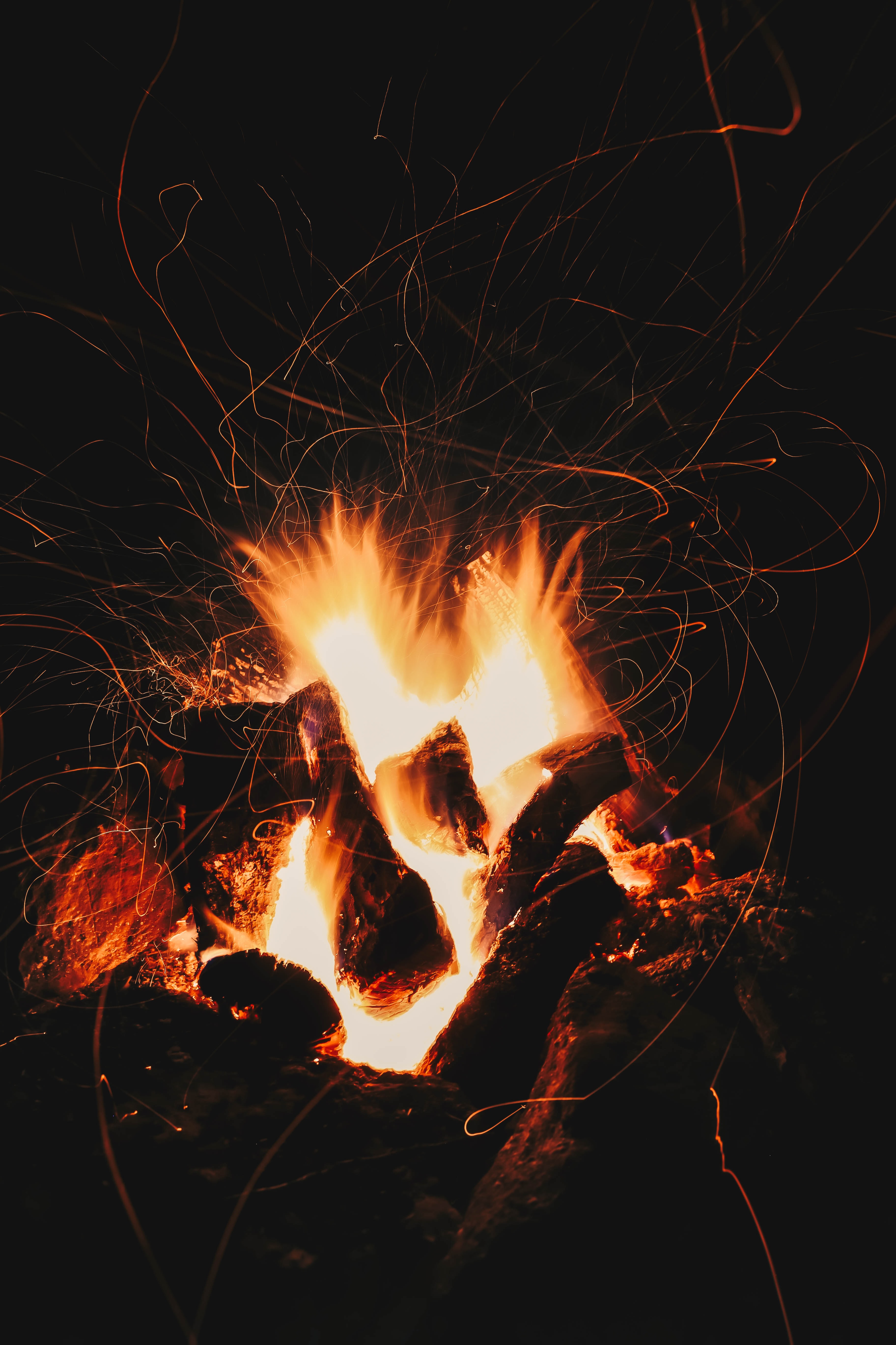 bonfire, sparks, dark, long exposure, glow 5K