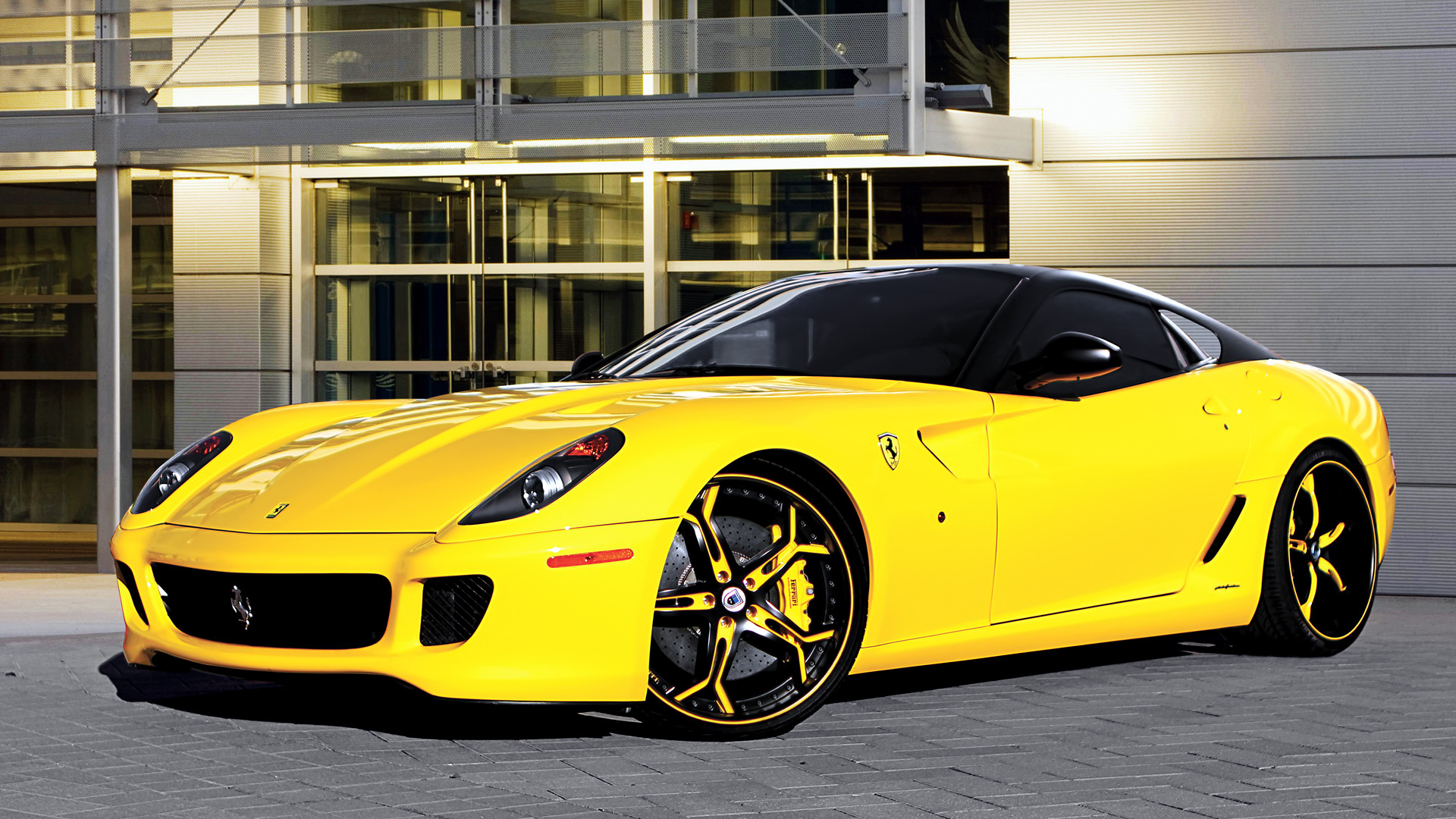 Феррари 599 желтая