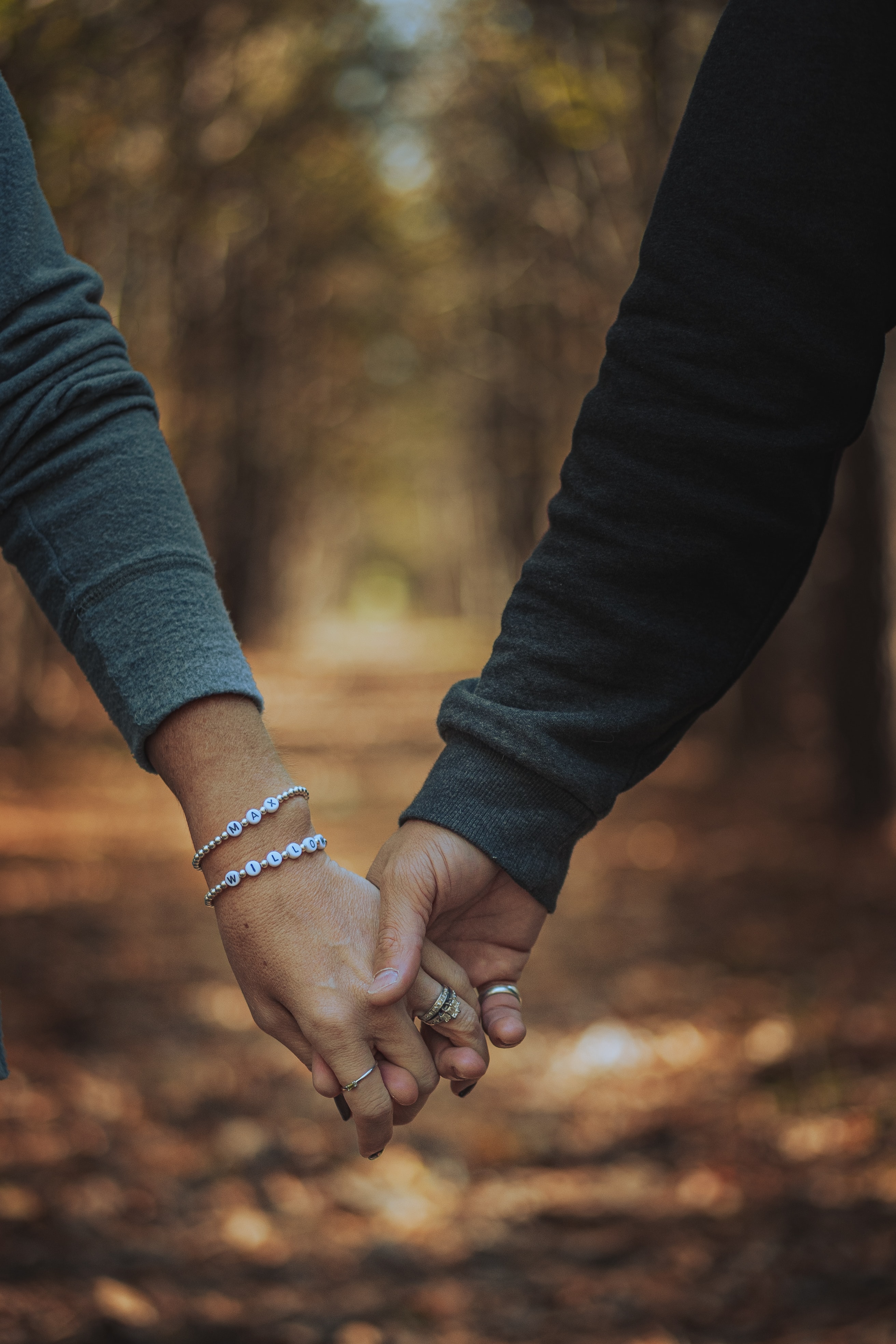 touching, touch, pair, love, couple, hands download HD wallpaper
