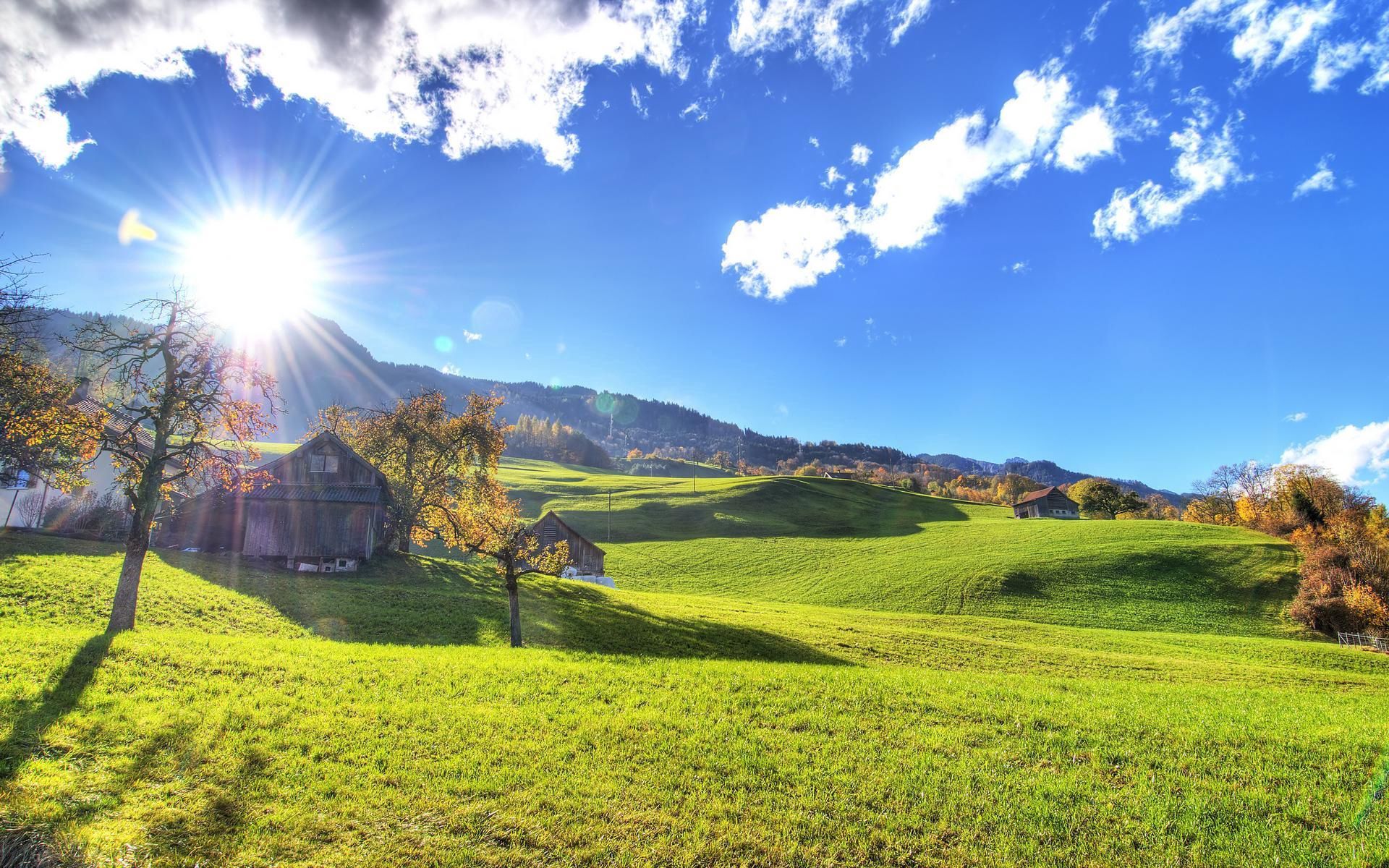 shine, nature, fields, autumn, sun, light, beams, rays, small house, lodge, lawn, heat, warmth, slopes, lawns, indian summer