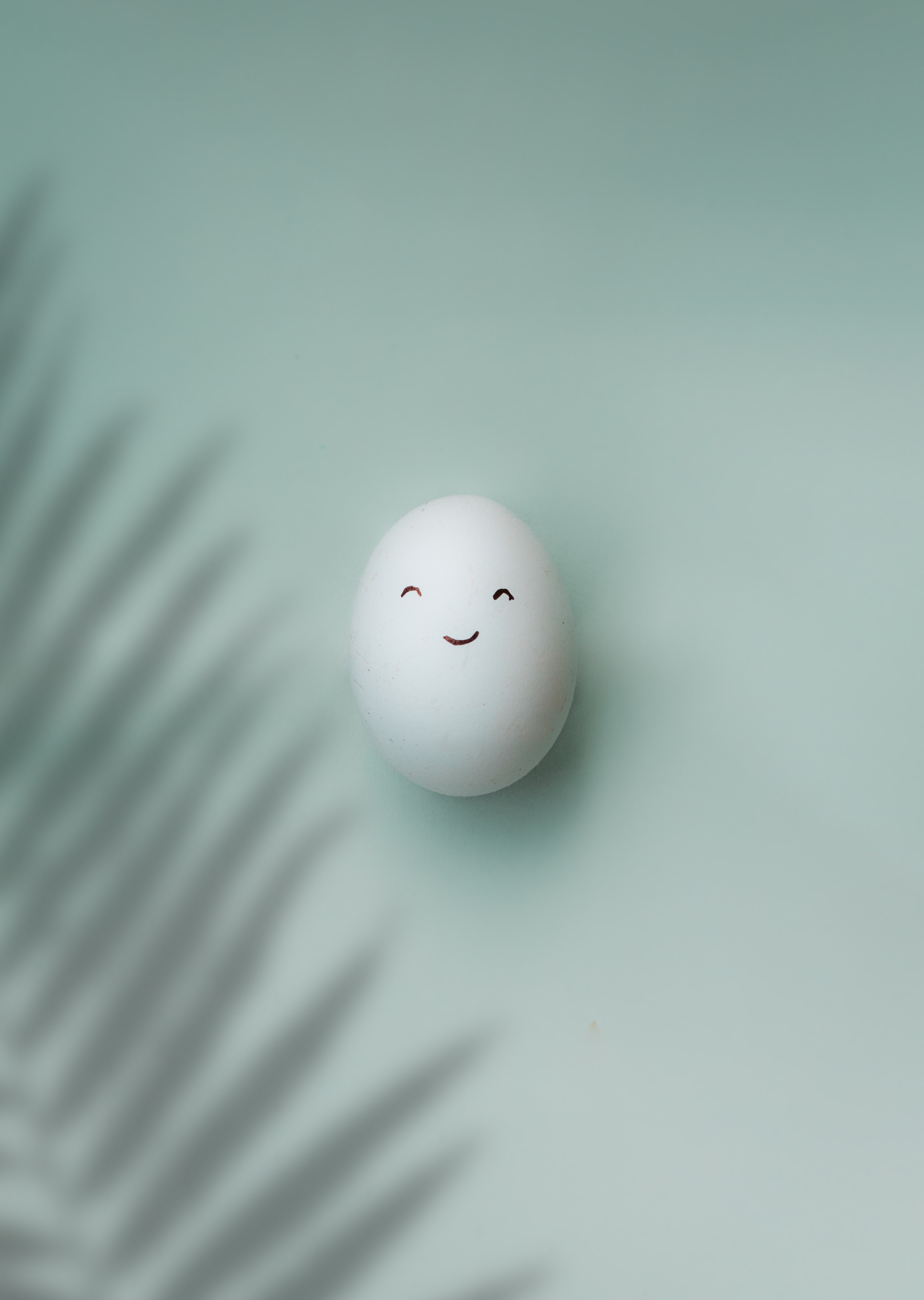 Mobile wallpaper egg, white, minimalism, smile, emoticon, smiley