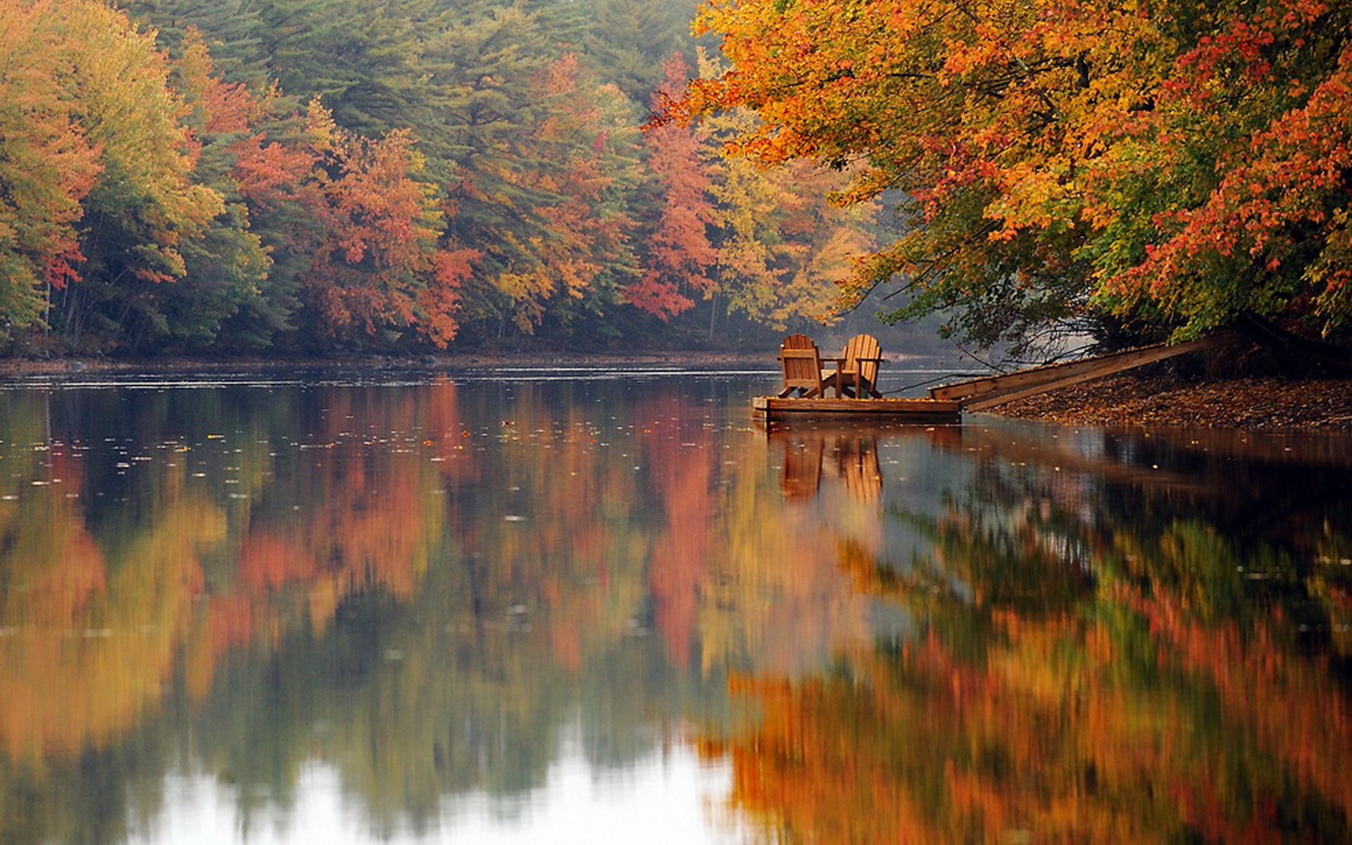 Осенний берег реки