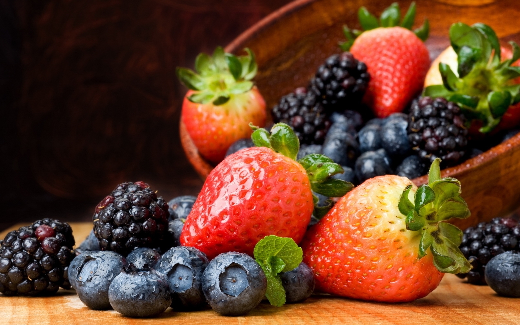 Laden Sie das Obst, Lebensmittel, Erdbeere, Blackberry-Bild kostenlos auf Ihren PC-Desktop herunter