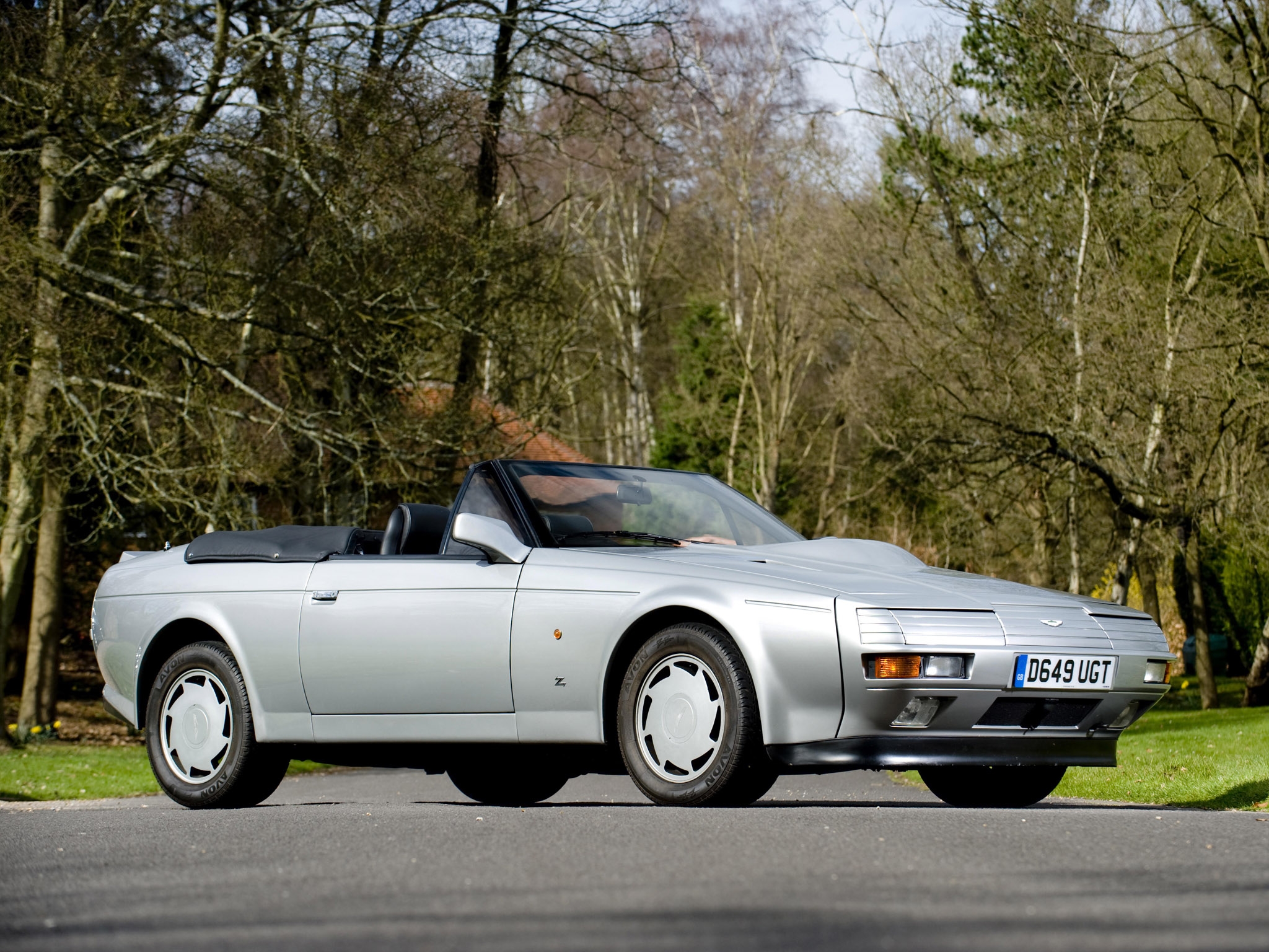 Handy-Wallpaper Auto, Aston Martin, Cars, Seitenansicht, Retro, Silber, V8, Volante, 1988, Zagato kostenlos herunterladen.