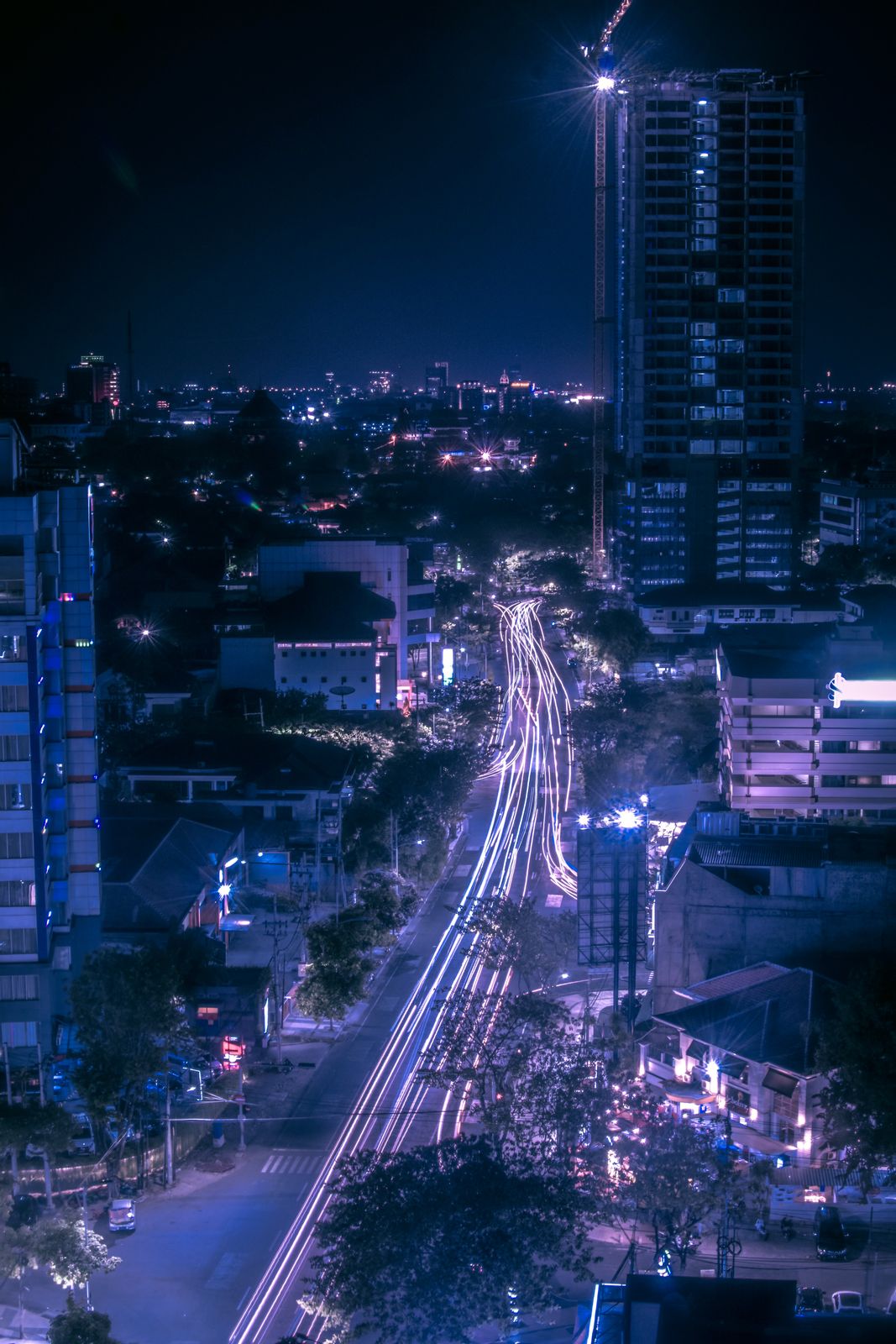 Download mobile wallpaper: Movement, Traffic, Night City, Road, Lights