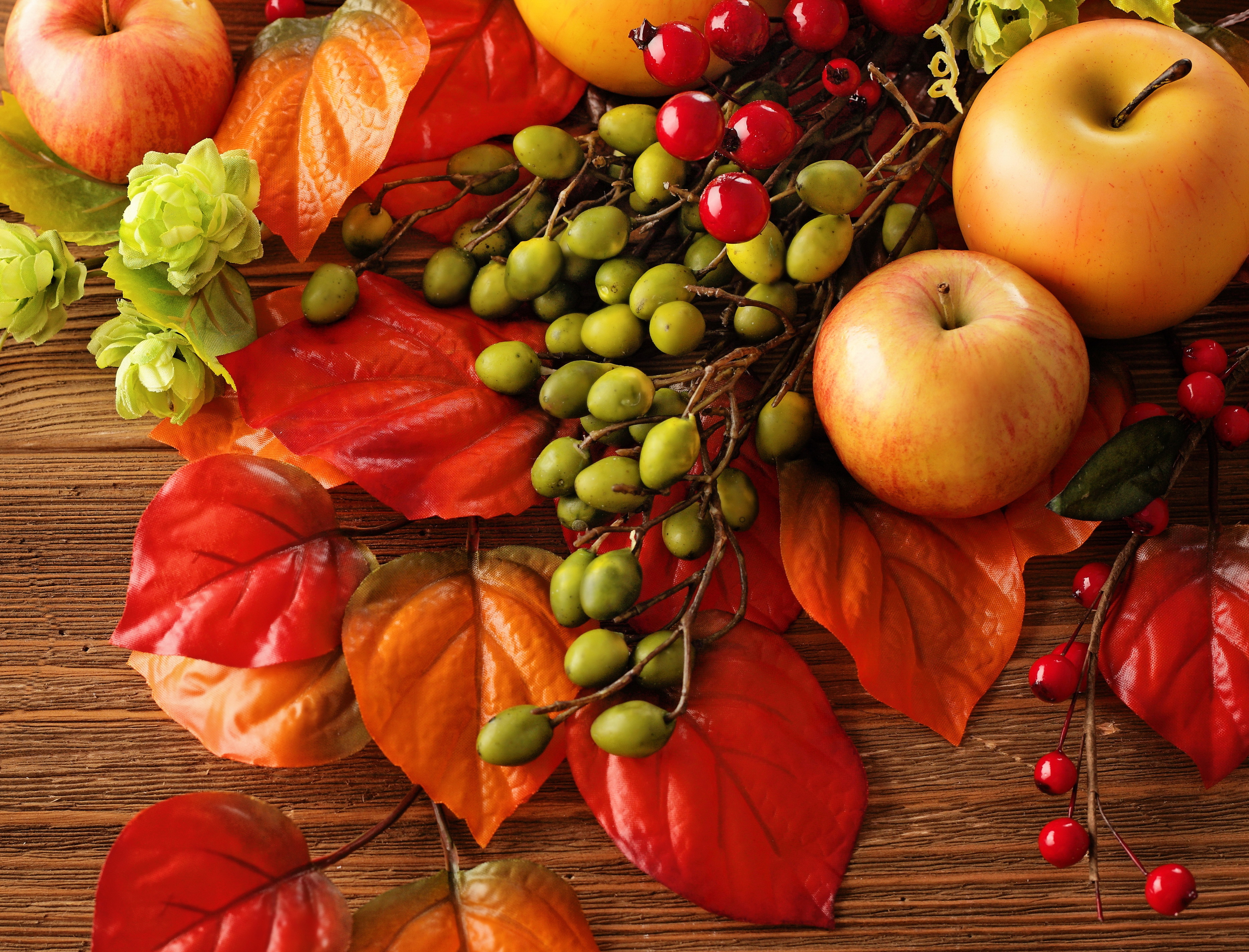 Хороша осень плодами. Осенние фрукты. Дары осени. Осенний урожай. Натюрморт осенний урожай.