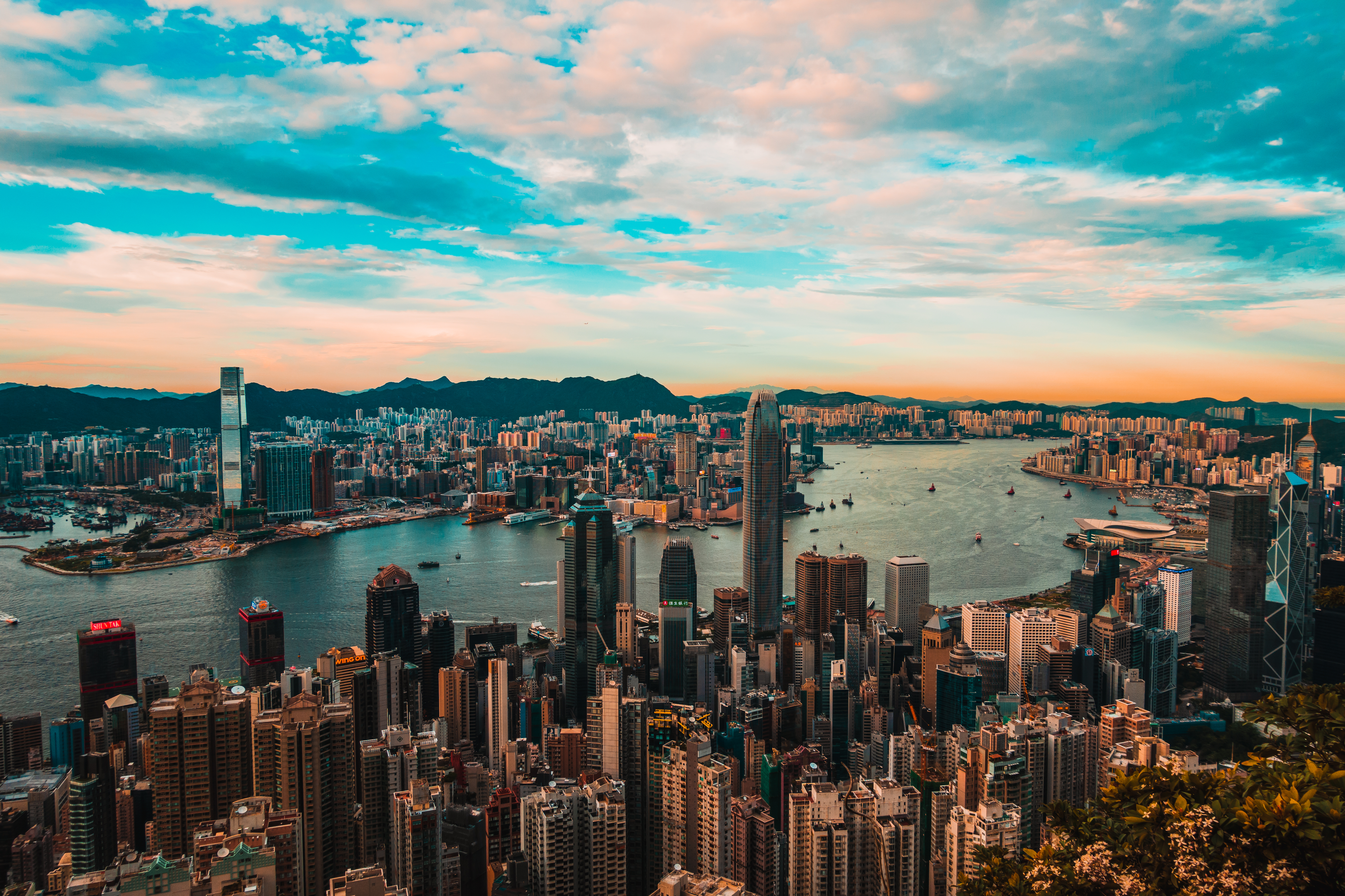 Handy-Wallpaper Städte, Architektur, Stadt, Gebäude, Megapolis, Megalopolis, Hongkong, Sonderverwaltungsregion Hongkong kostenlos herunterladen.