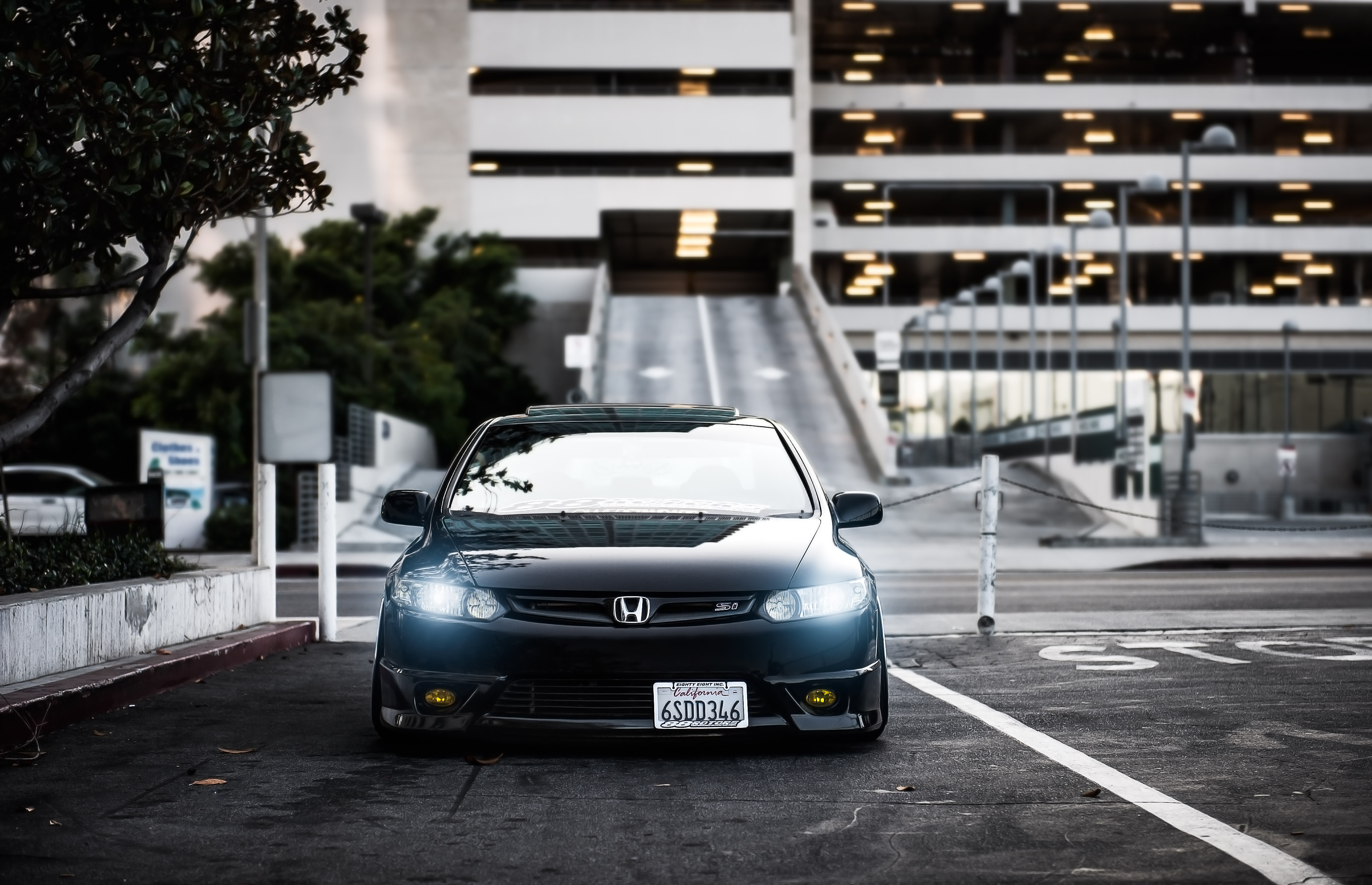 107186 download wallpaper honda, cars, black, city, front view, civic, si screensavers and pictures for free