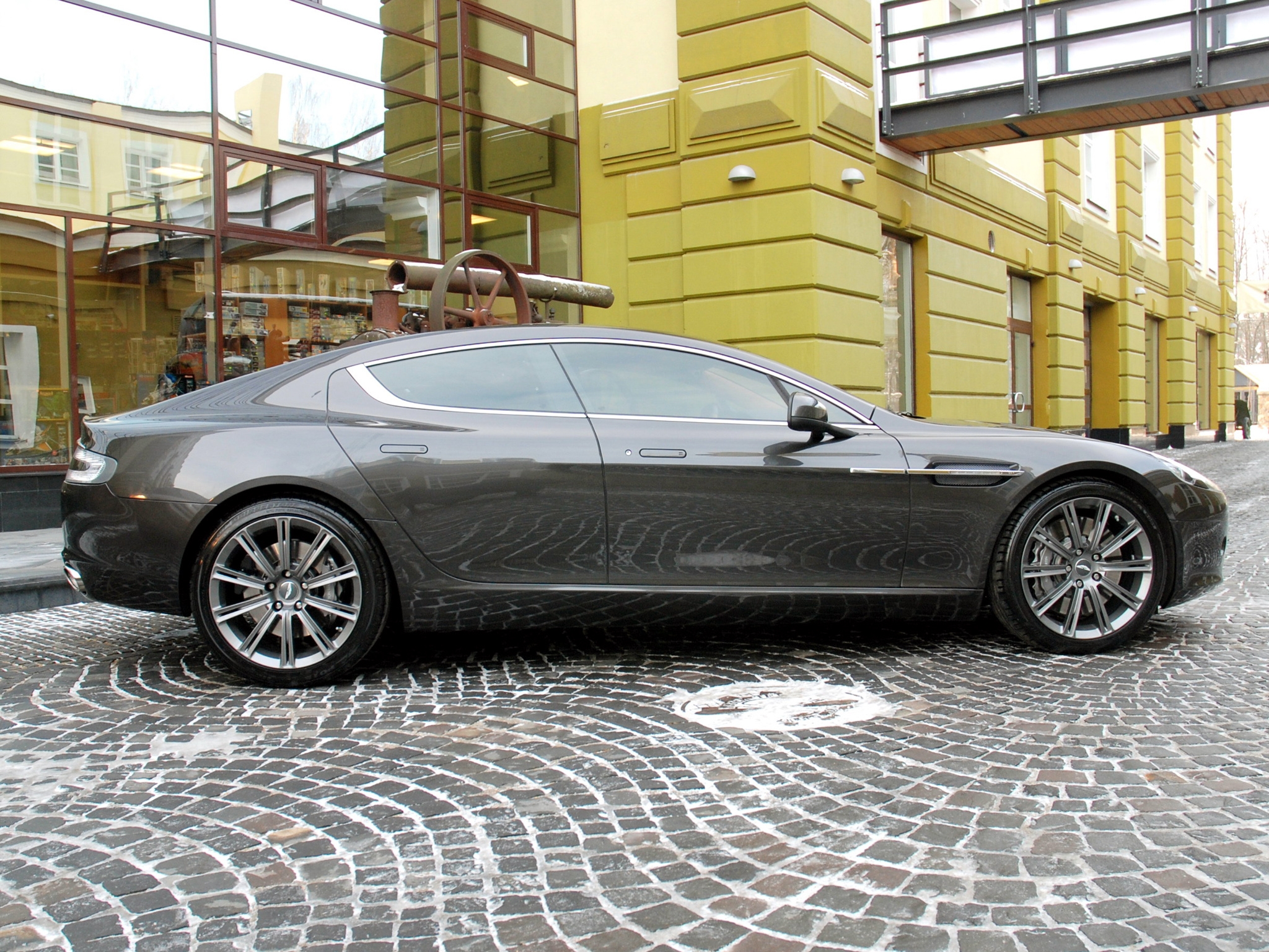 aston martin, cars, building, grey, side view, 2011, rapide 2160p