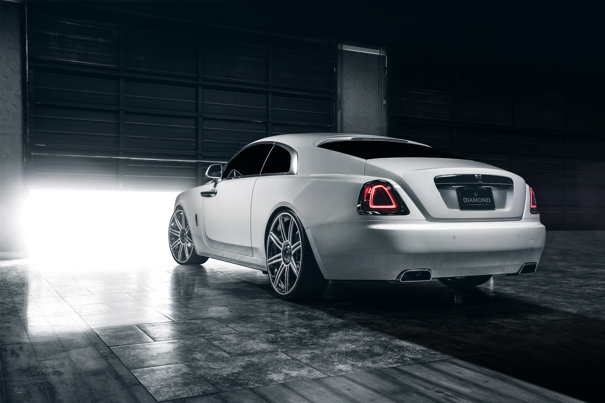 63665 download wallpaper rolls-royce, cars, white, back view, rear view, wraith screensavers and pictures for free
