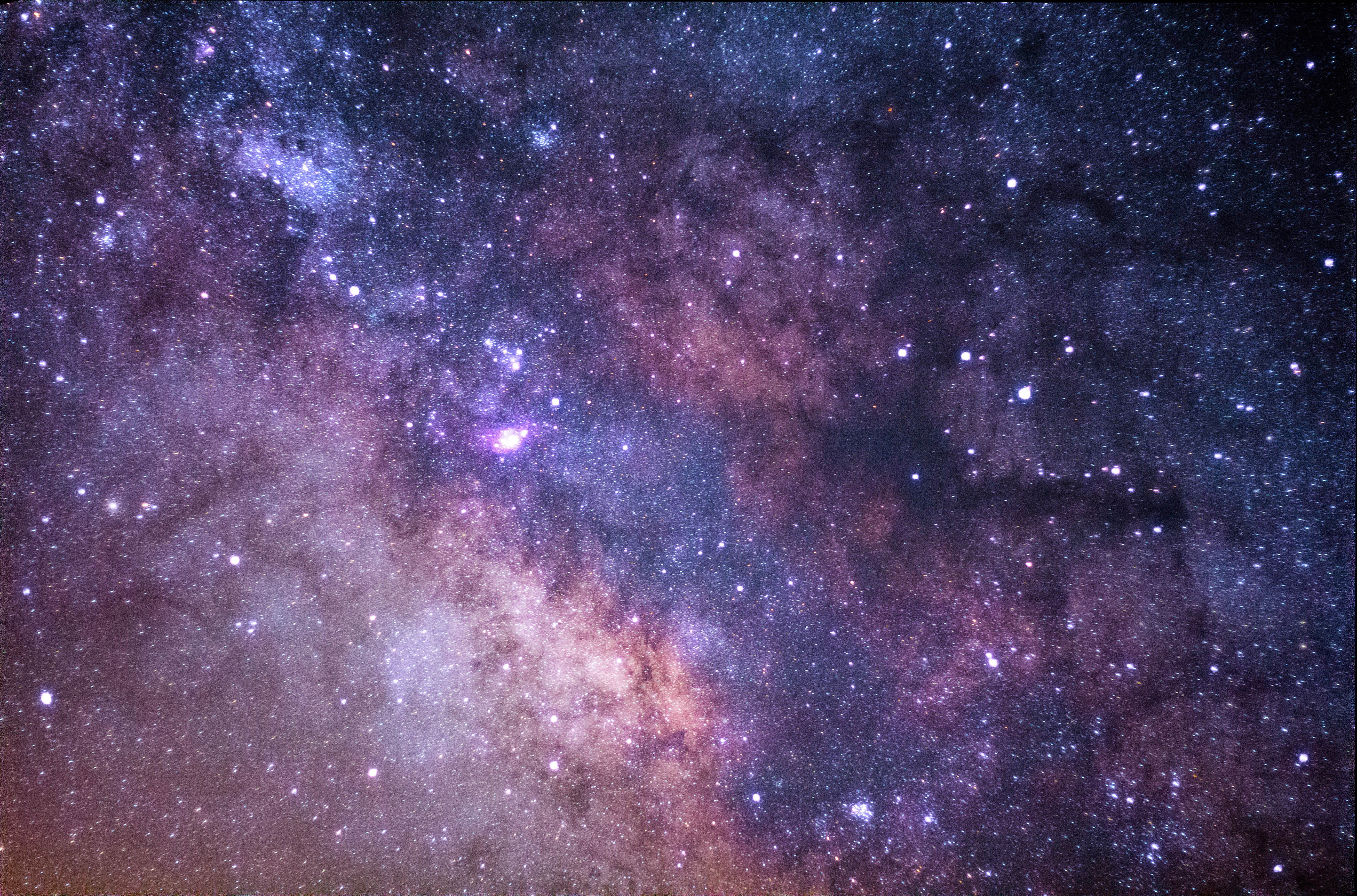 82368 Hintergrundbild herunterladen sternenhimmel, universum, sterne, scheinen, brillanz, die milchstrasse, milchstraße - Bildschirmschoner und Bilder kostenlos