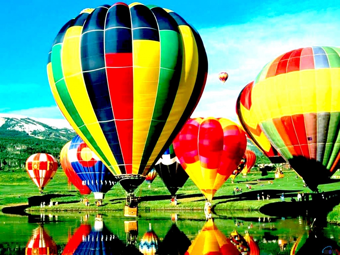 25099 Hintergrundbild herunterladen transport, landschaft, luftballons - Bildschirmschoner und Bilder kostenlos