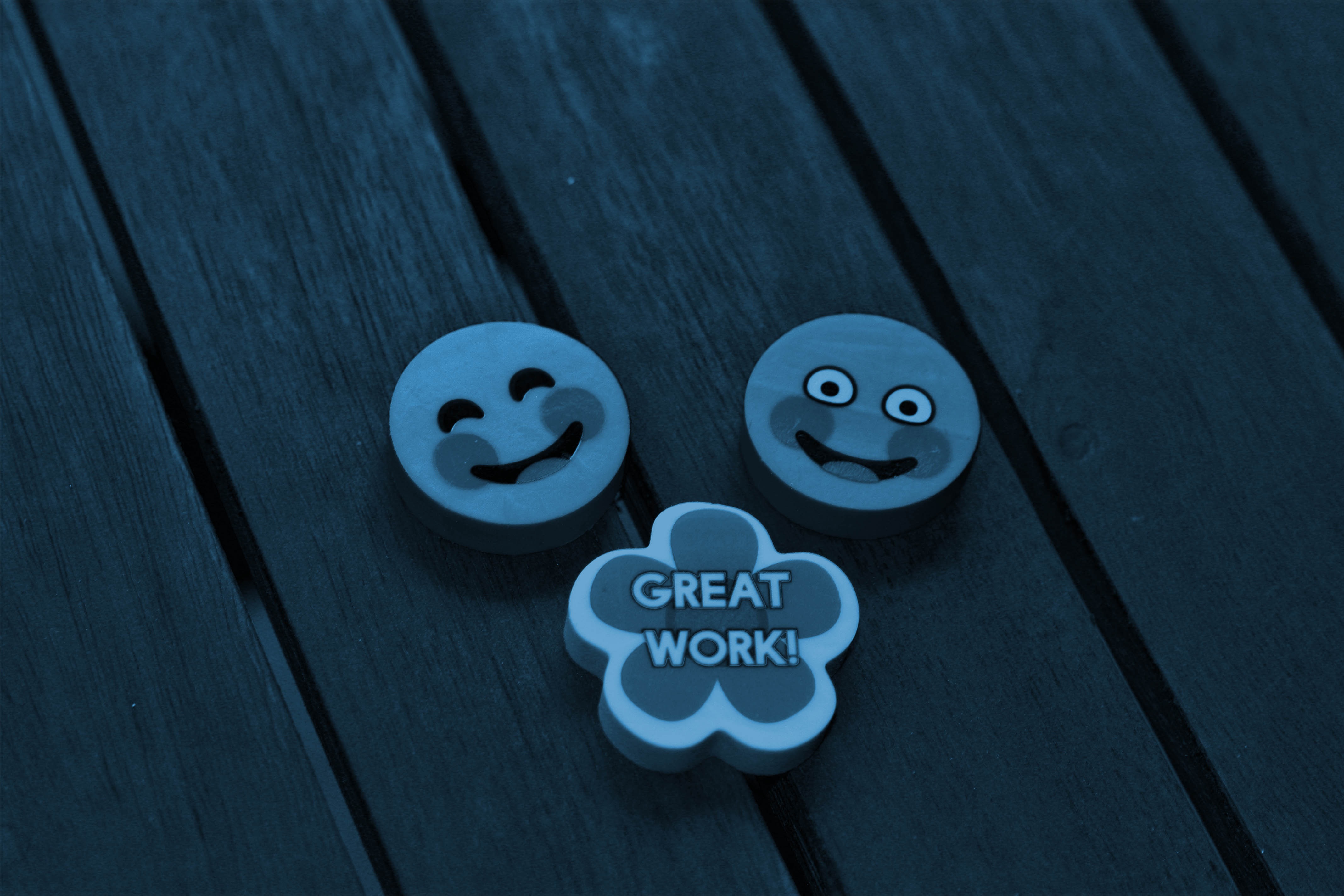 smile, icons, words, inscription, smiles, badges iphone wallpaper