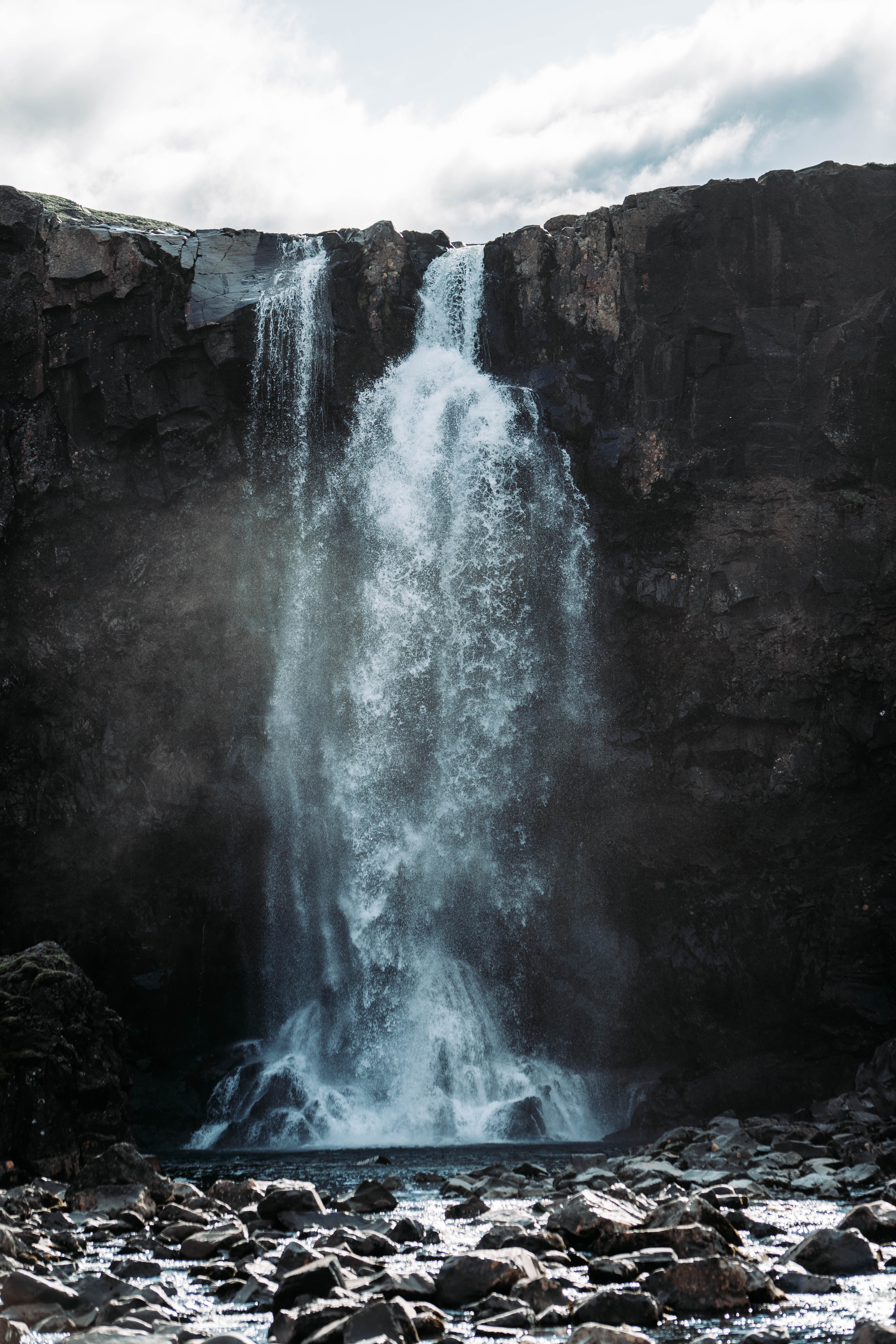 water, landscape, nature, stones, waterfall, break, precipice Smartphone Background