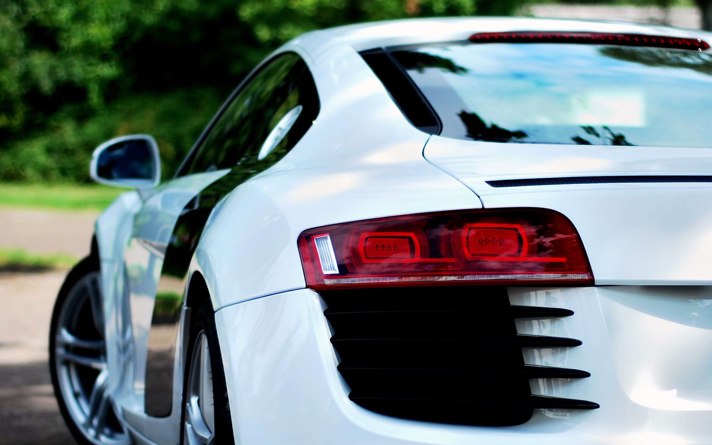 Audi r8 сзади