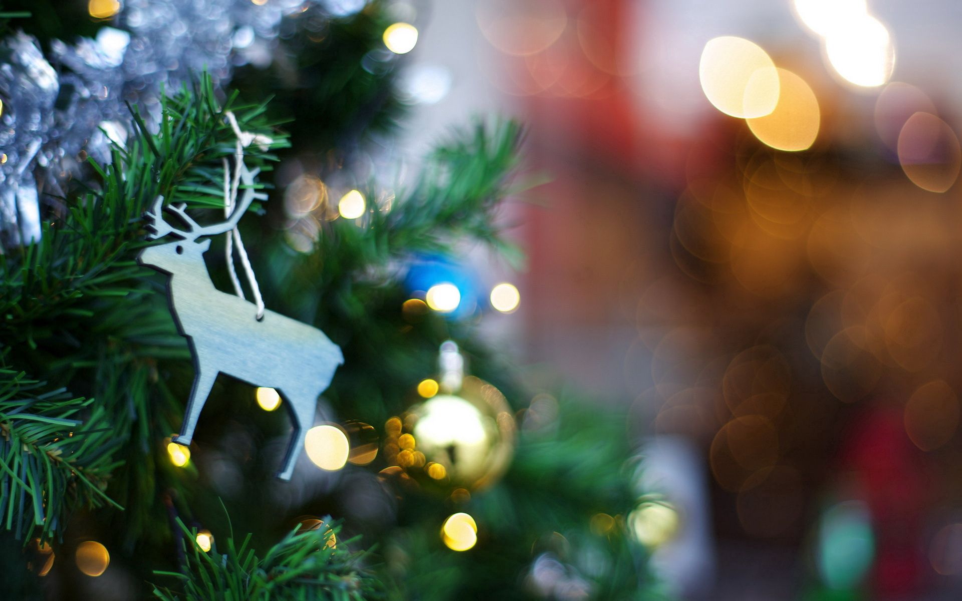 32k Wallpaper Holiday toy, holidays, christmas tree, fir