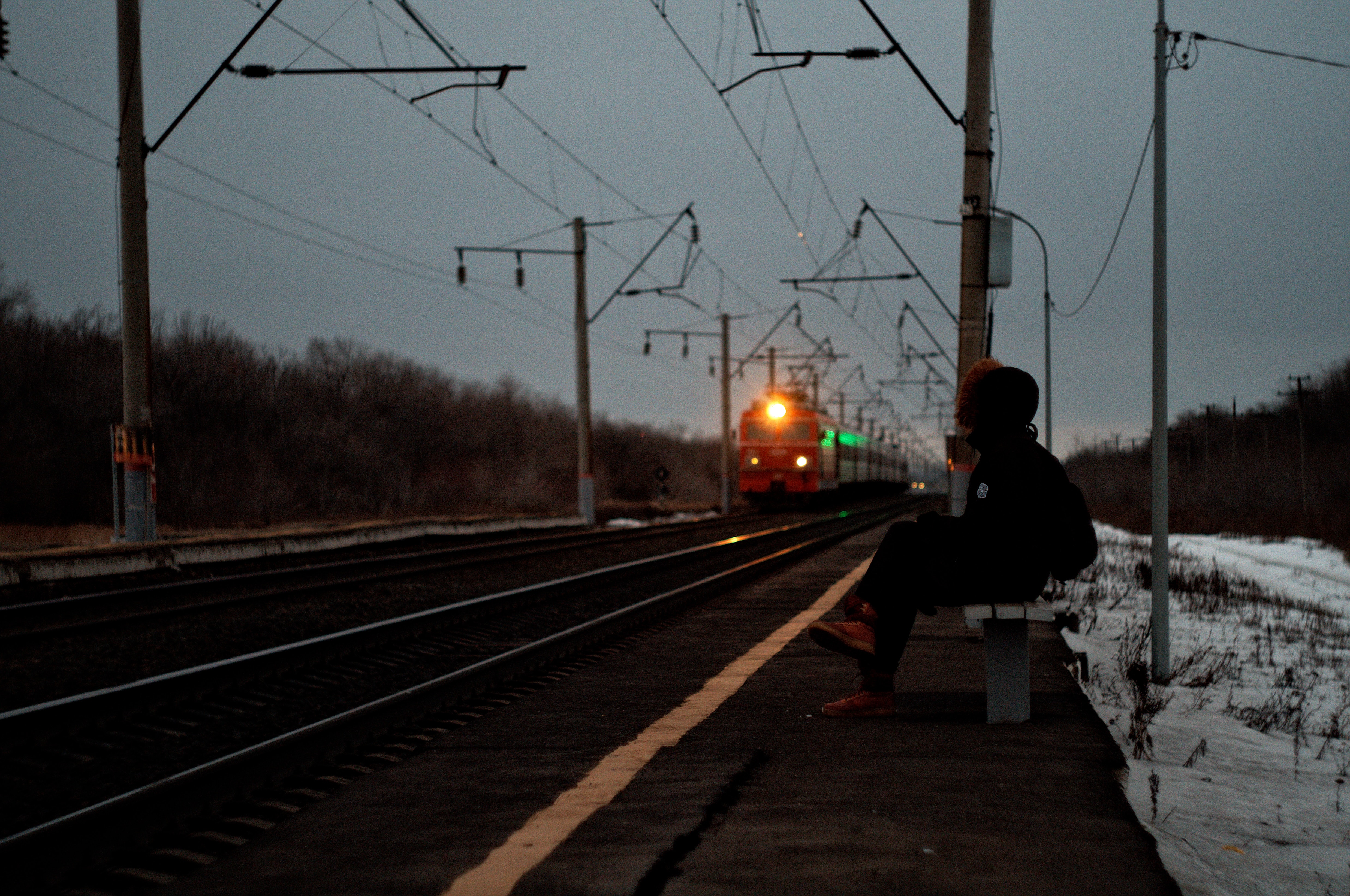sorrow, loneliness, silhouette, train Lock Screen Images