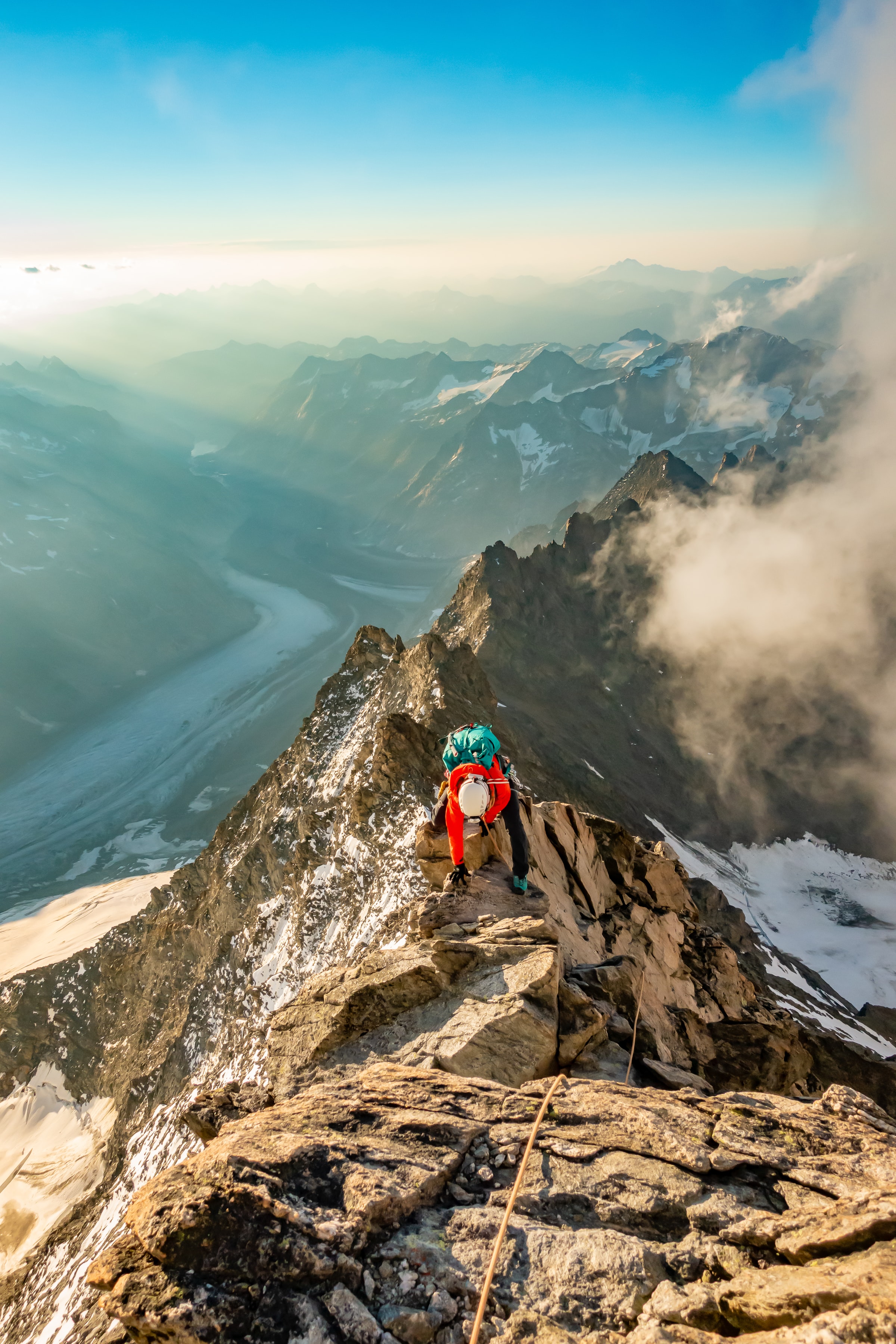 Die besten Alpinist-Hintergründe für den Telefonbildschirm