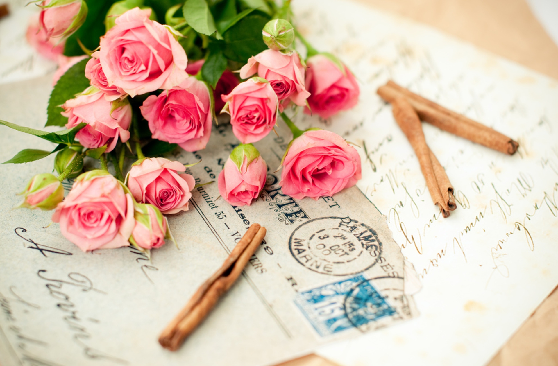 desktop and mobile cinnamon, letter, flowers, roses