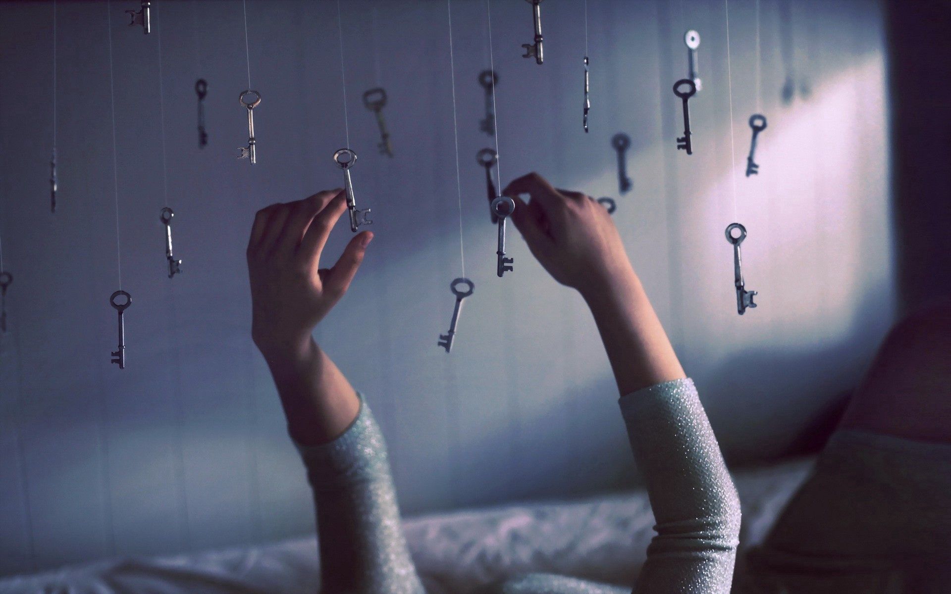 hands, keys, miscellanea, miscellaneous, dreams, reverie