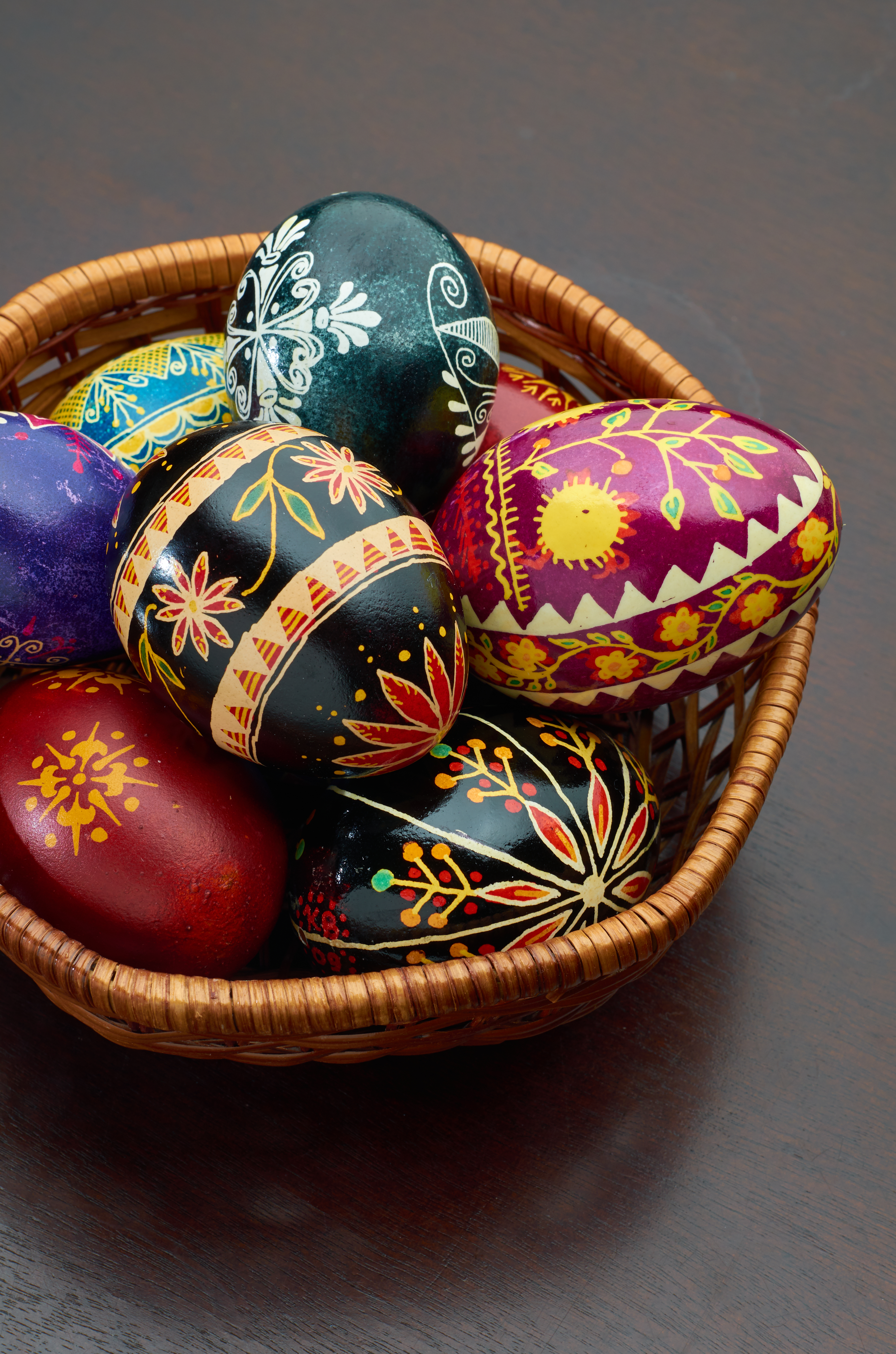 72923 Screensavers and Wallpapers Easter for phone. Download holidays, eggs, easter, basket, easter eggs pictures for free