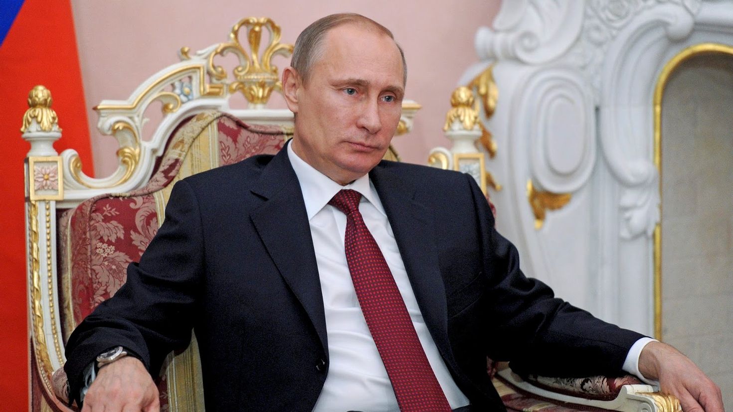 Путин Владимир Владимирович на троне