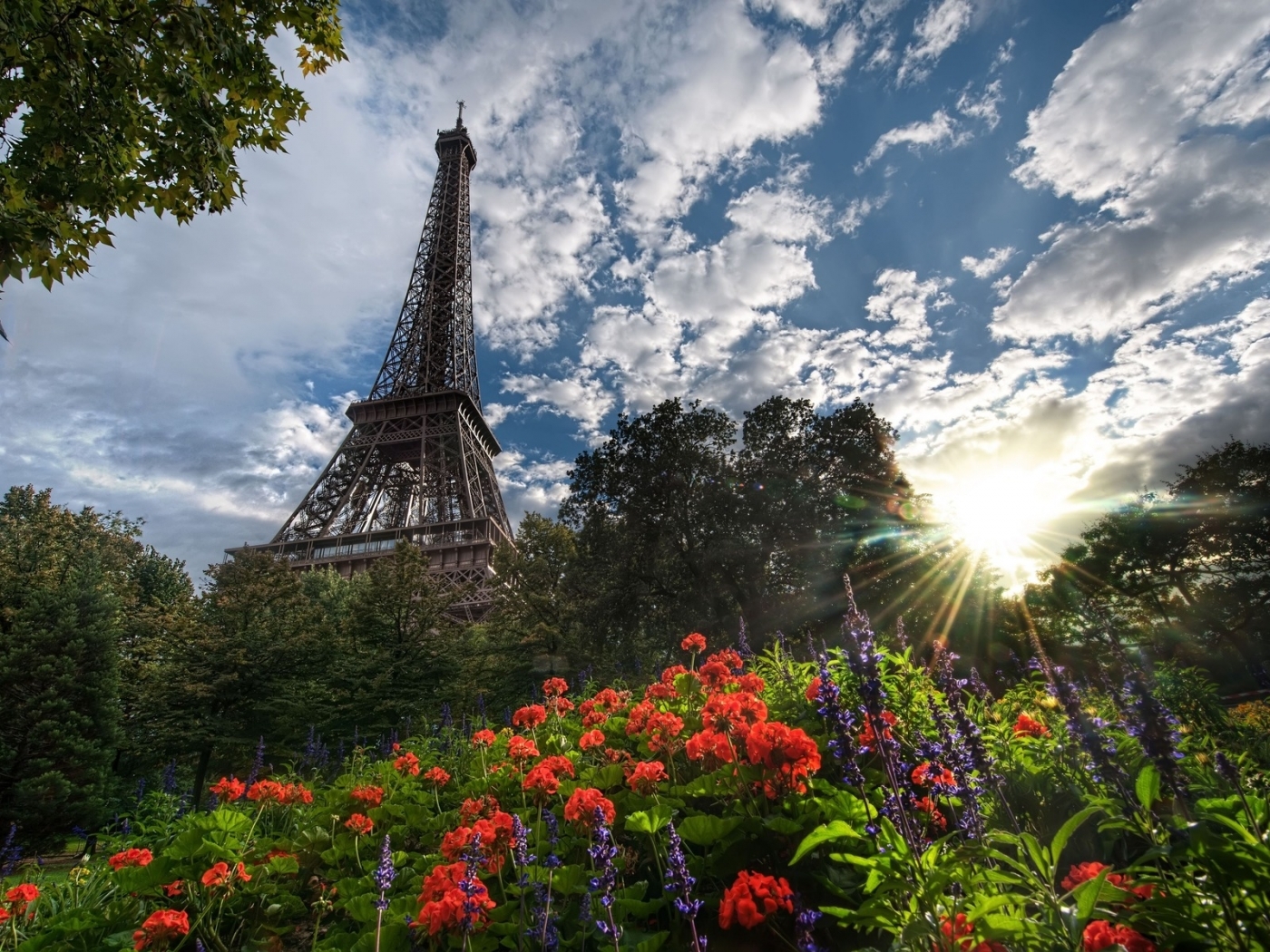 46392 Hintergrundbilder und Eiffelturm Bilder auf dem Desktop. Laden Sie landschaft, städte Bildschirmschoner kostenlos auf den PC herunter