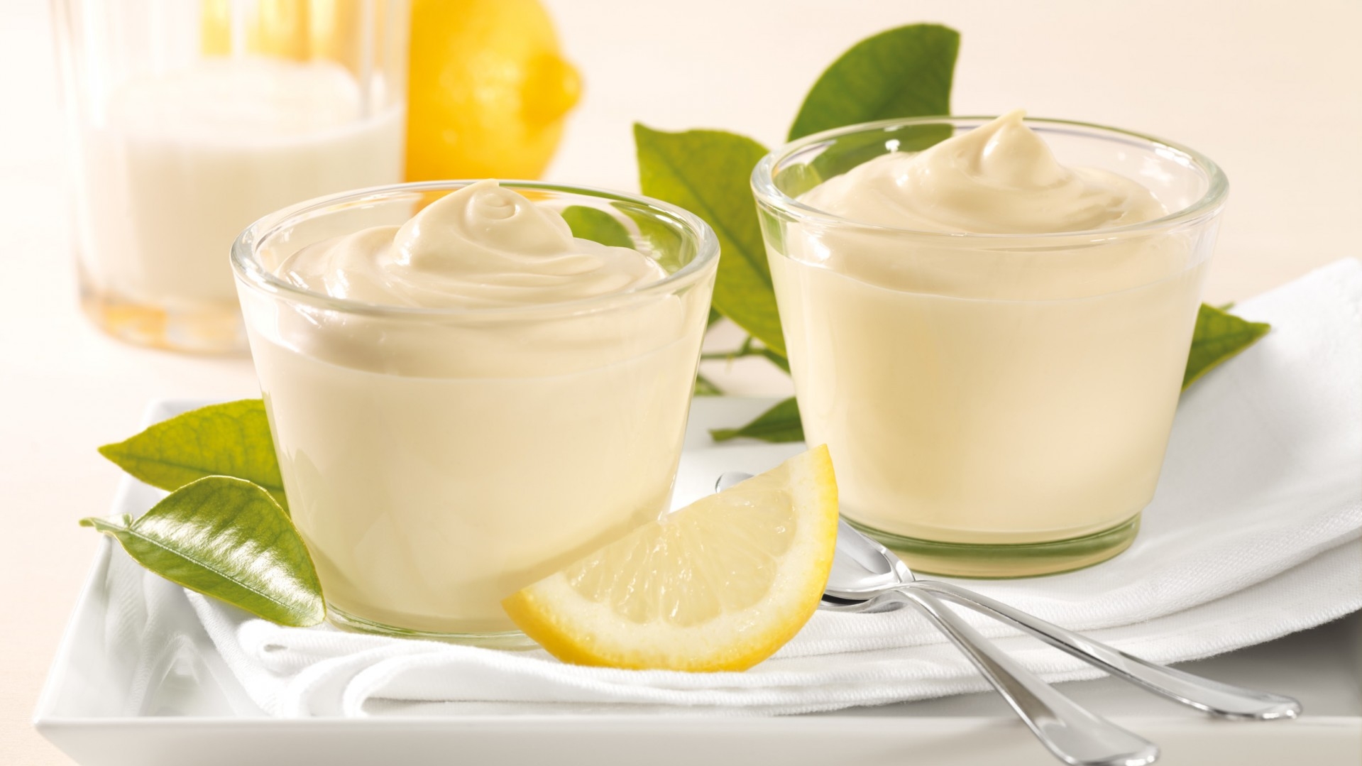 92646 Screensavers and Wallpapers Cream for phone. Download food, desert, cream, lemon pictures for free