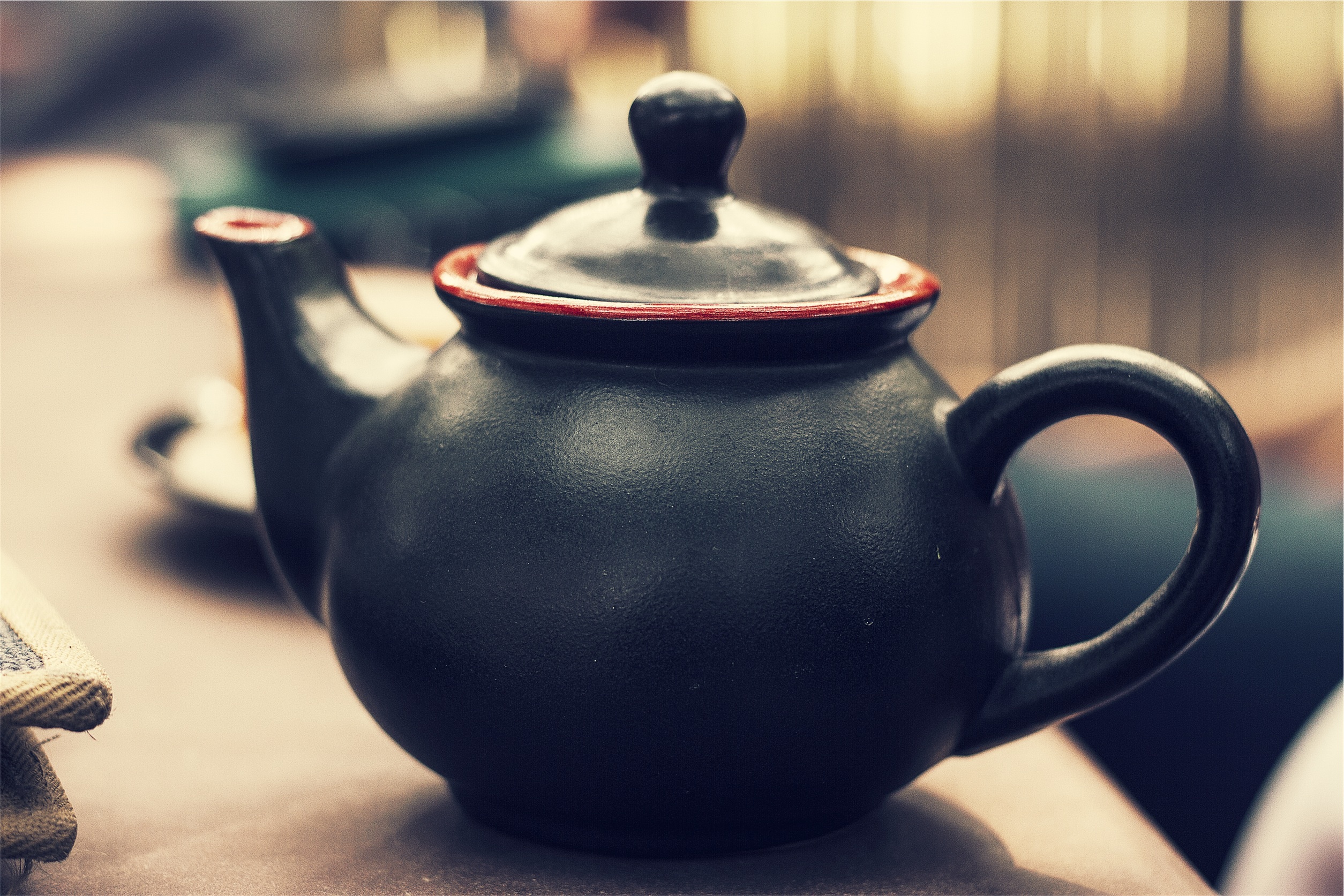 80713 Screensavers and Wallpapers Teapot for phone. Download tablewares, miscellanea, miscellaneous, teapot, kettle, porcelain pictures for free