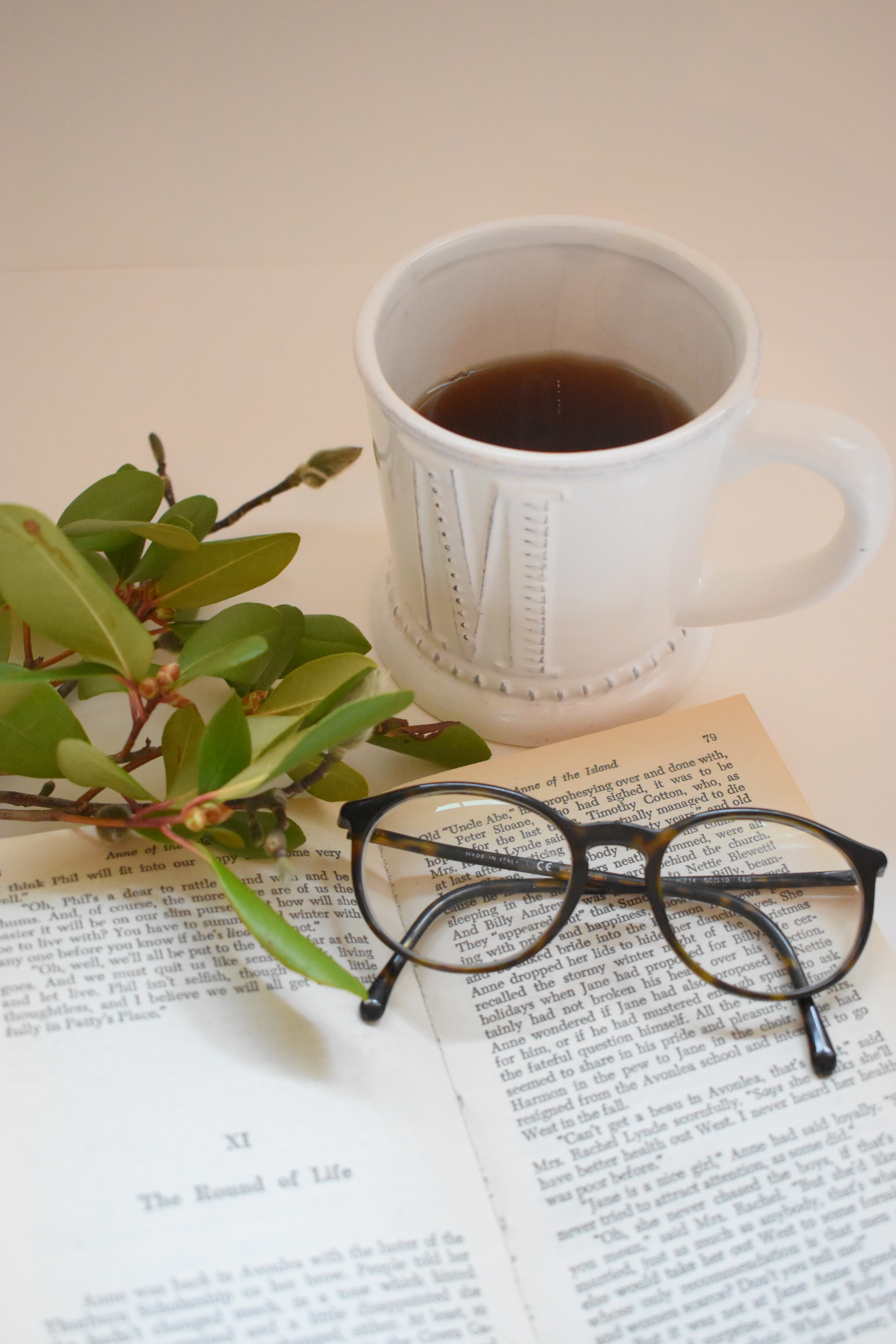 Mobile HD Wallpaper Spectacles miscellaneous, miscellanea, book, cup