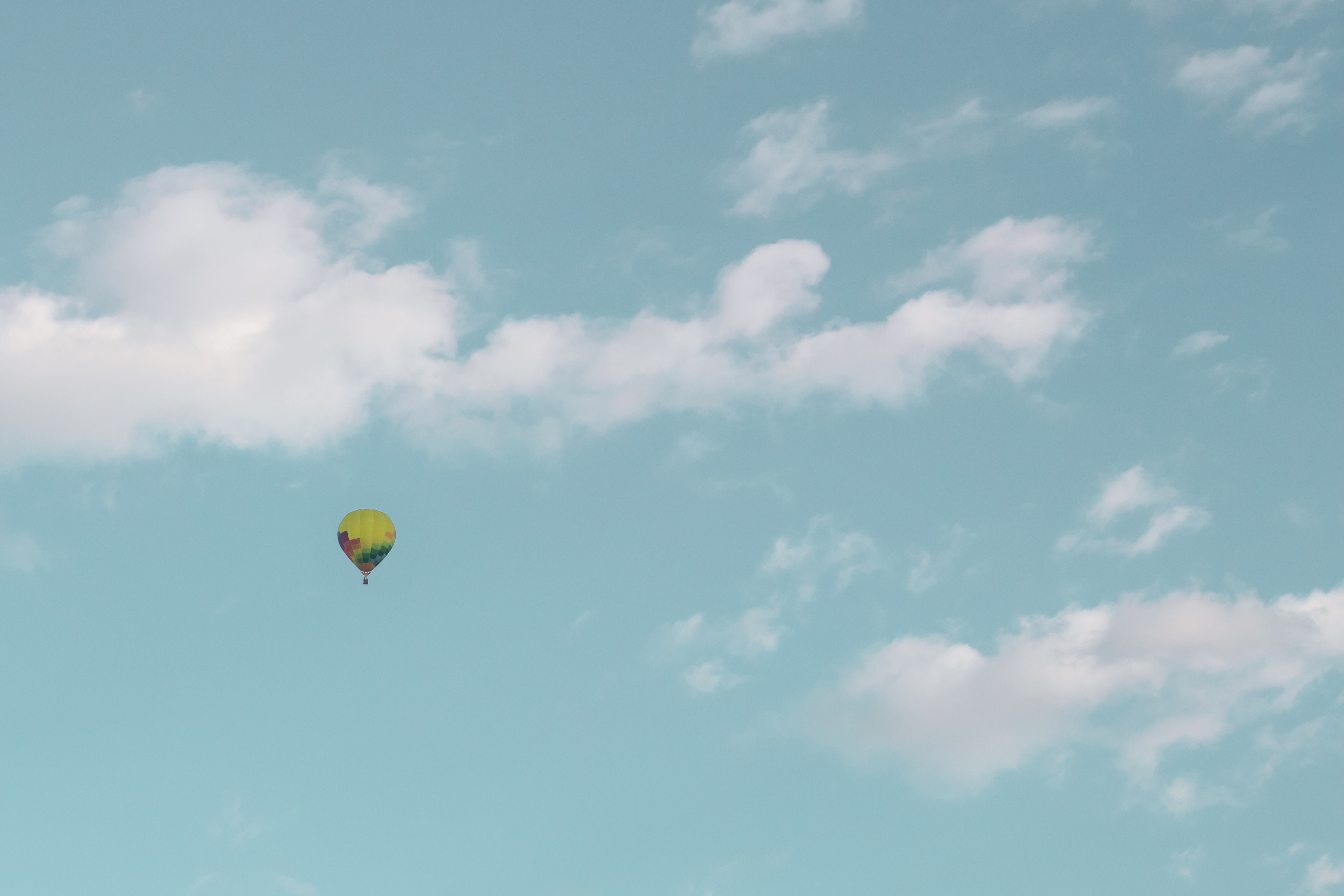 77673 Bild herunterladen sky, clouds, verschiedenes, sonstige, flug, höhe, luftballon, ballon - Hintergrundbilder und Bildschirmschoner kostenlos