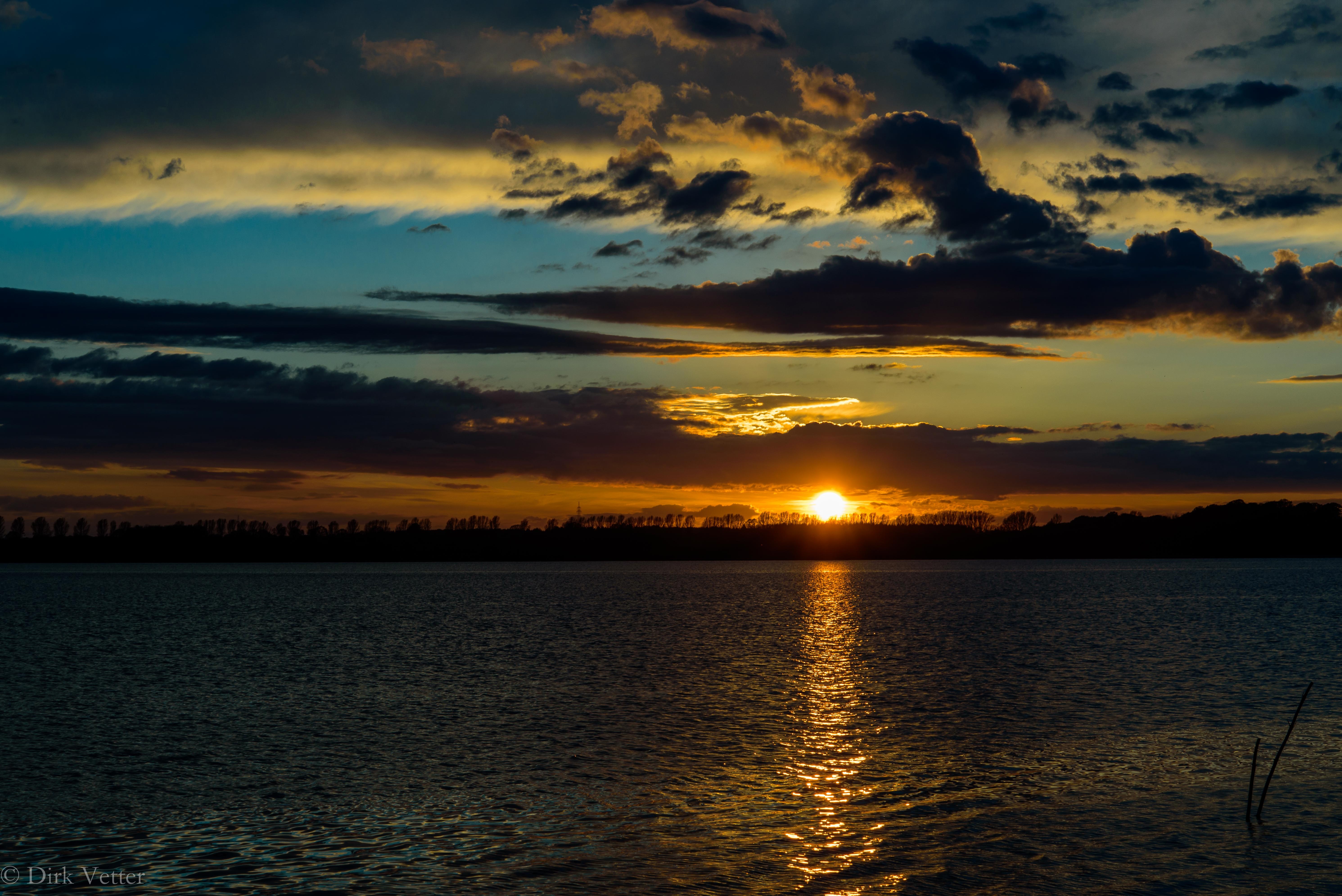 sunset, ripples, lake, ripple, clouds, dusk, nature, twilight, dark 1080p