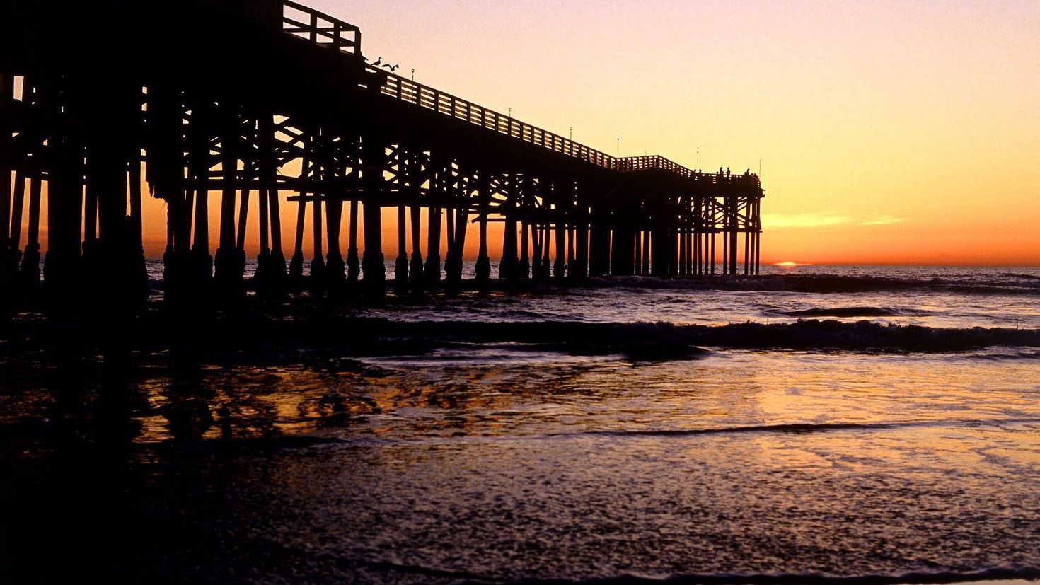 Download free mobile wallpaper Nature, Sunset, Sea, Waves, Pier, Evening, C...