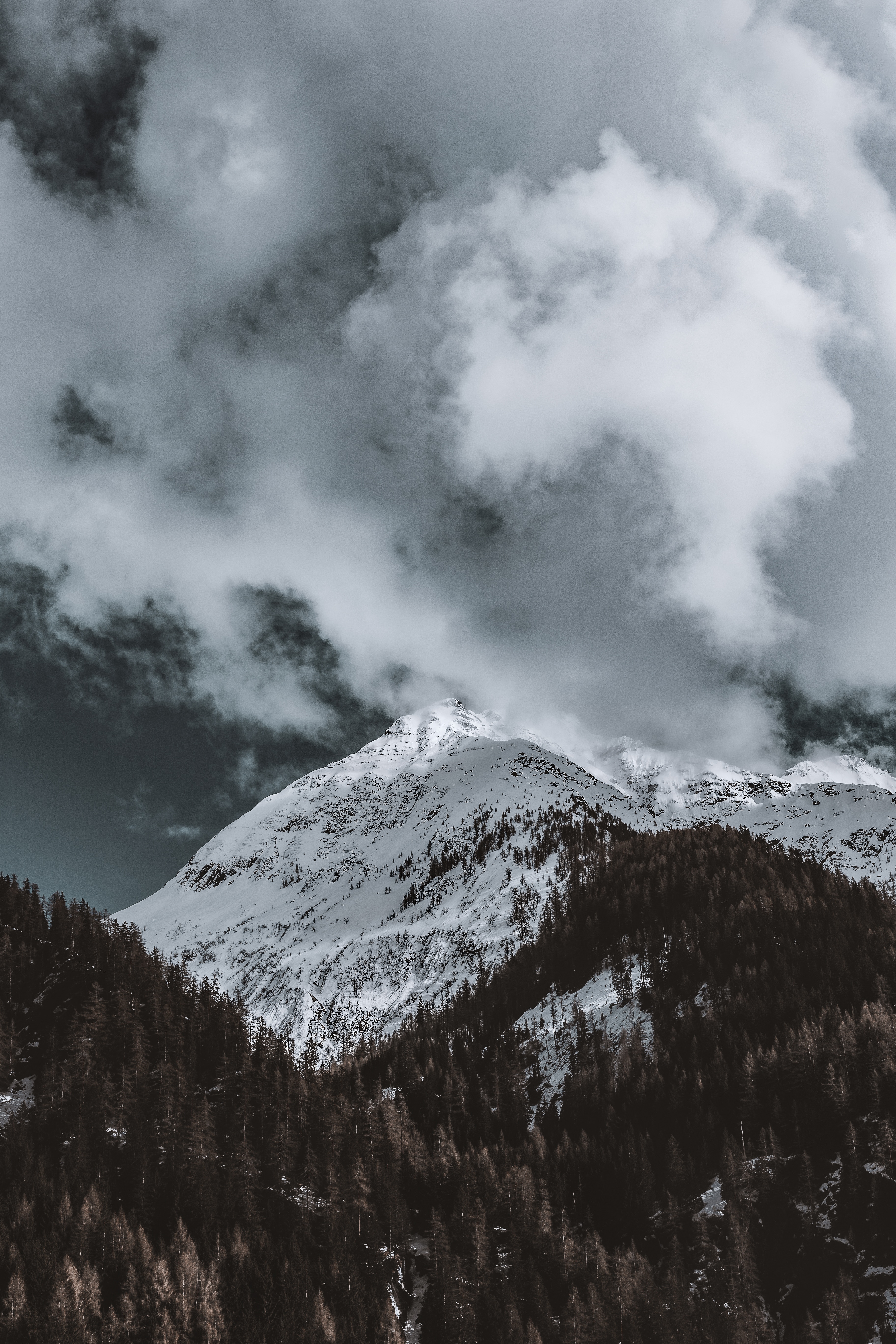Laden Sie das Natur, Clouds, Italien, Berg, Scheitel, Nach Oben, Schneebedeckt, Snowbound-Bild kostenlos auf Ihren PC-Desktop herunter