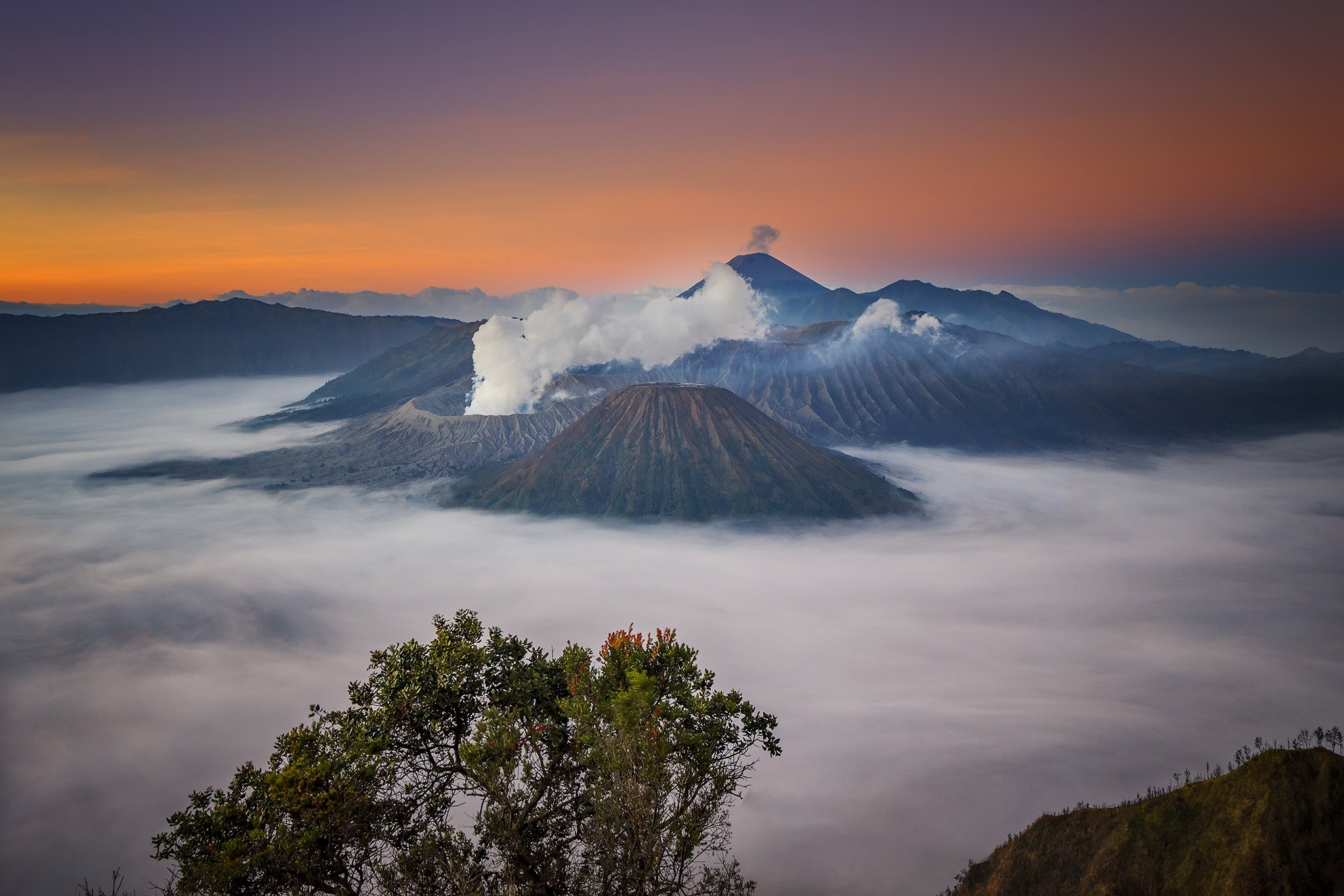 горы в индонезии