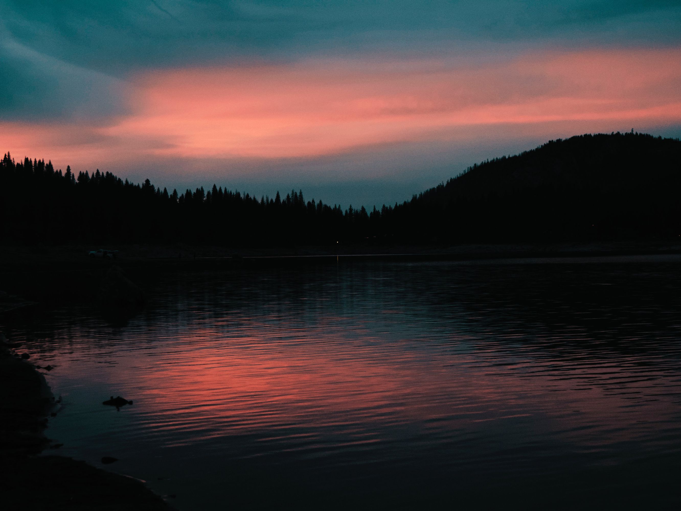 Download mobile wallpaper: Dark, Lake, Evening, Sunset, Trees, Horizon ...