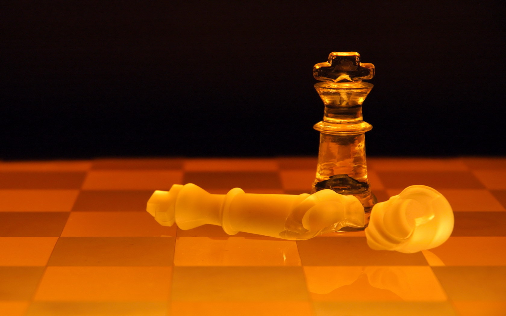iPhone Wallpapers orange, objects Chess