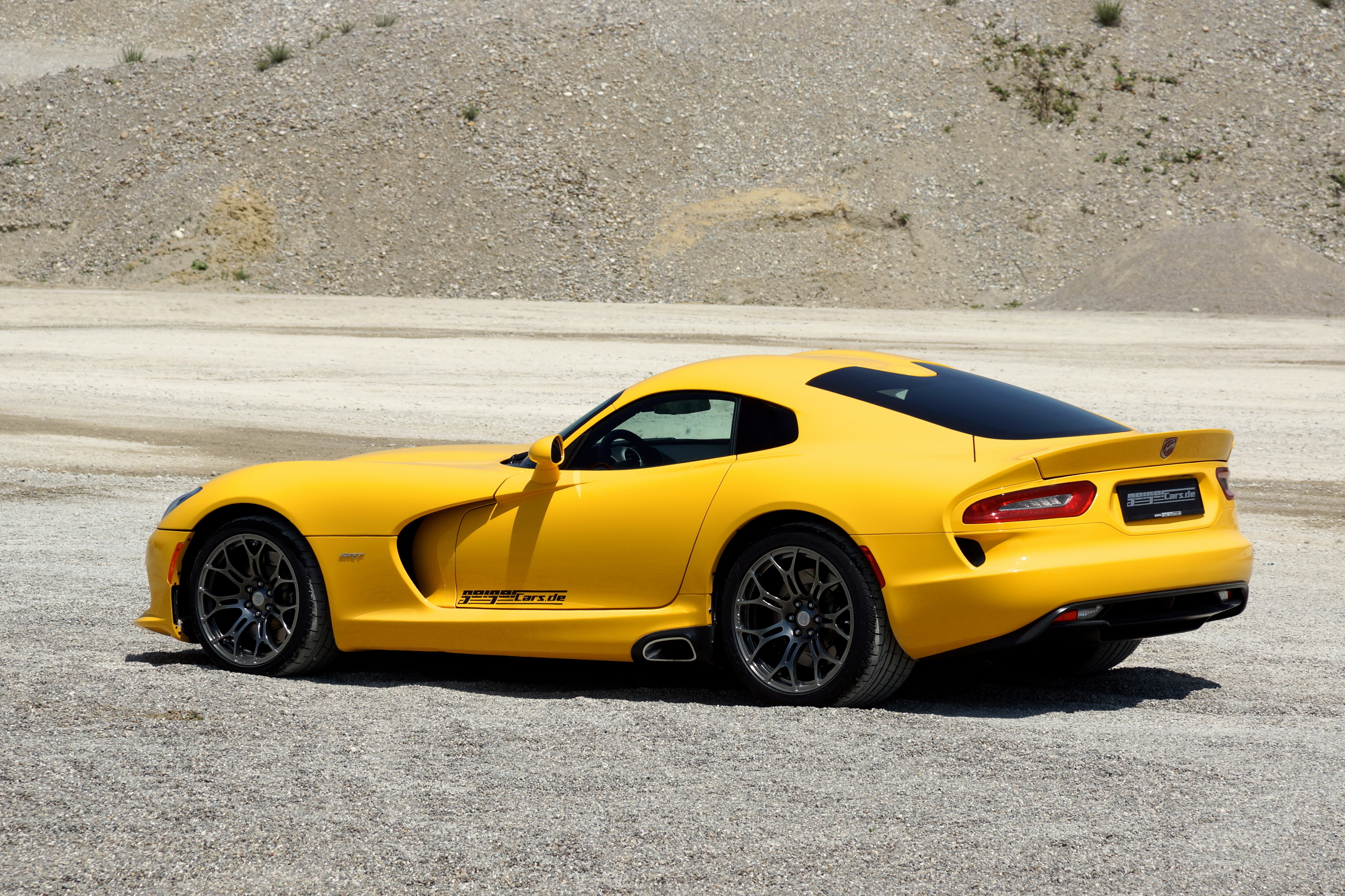 Cool HD Wallpaper yellow, viper, side view, geiger