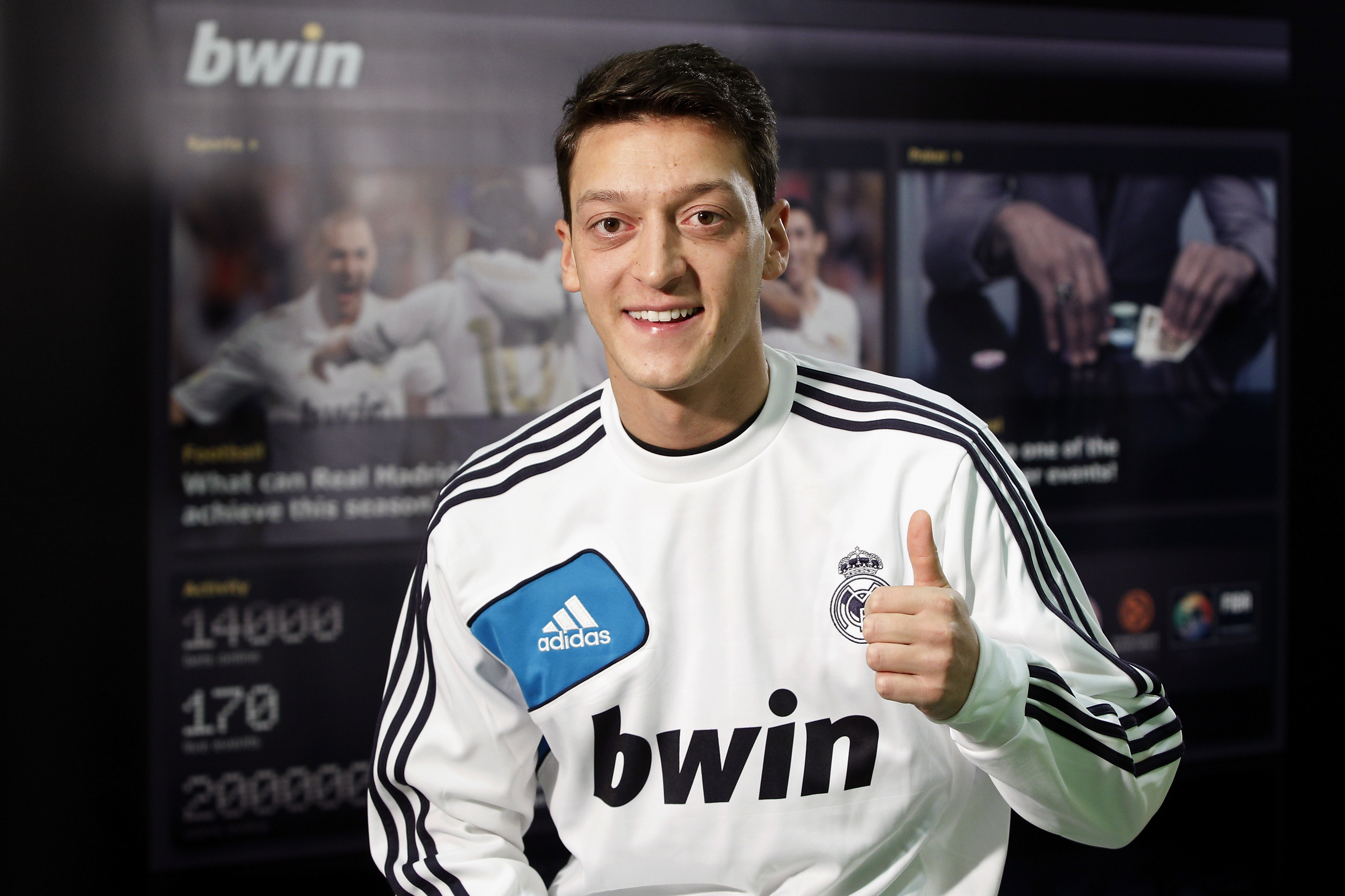 Download free Mesut Ozil HD pictures