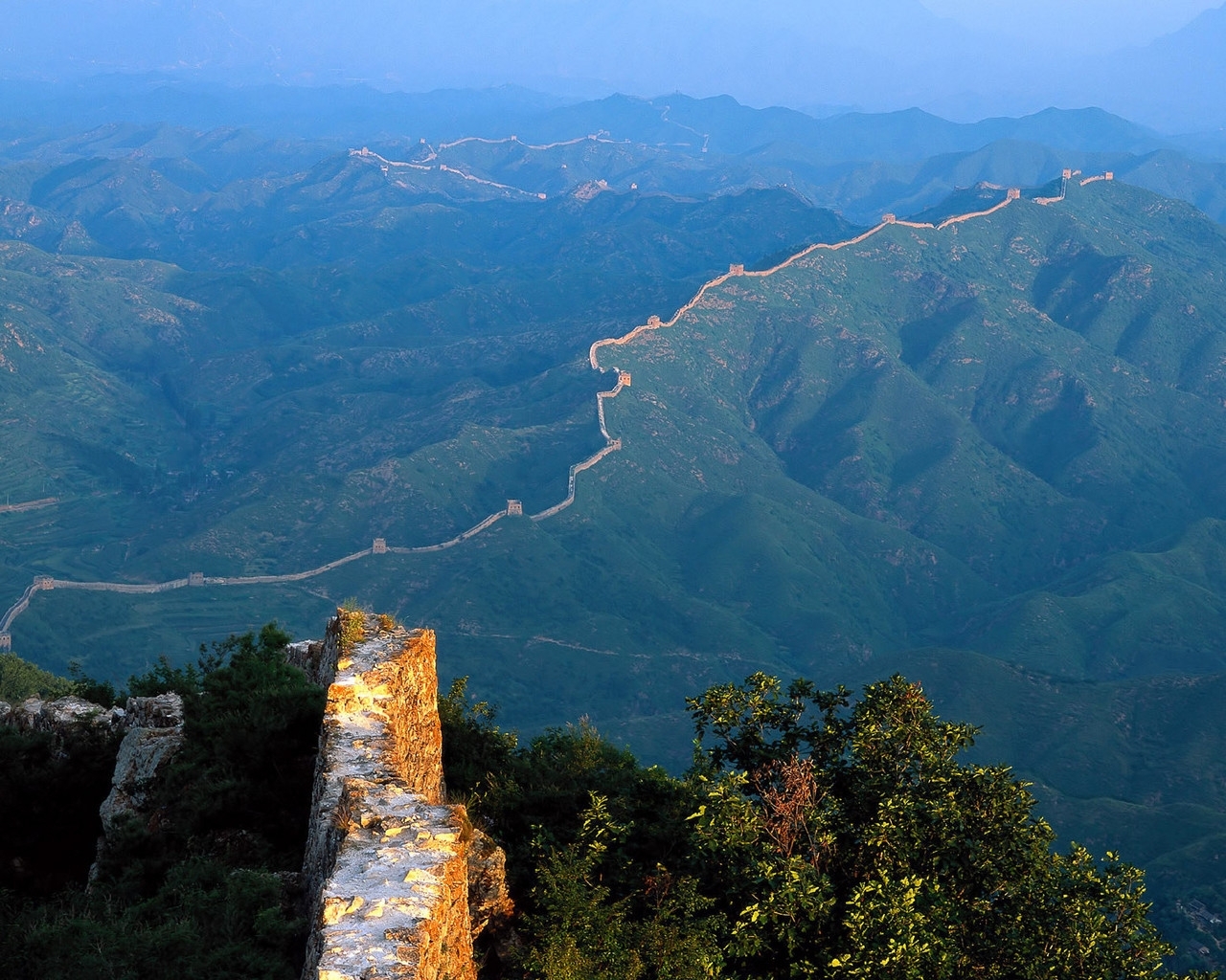 Handy-Wallpaper Landschaft, Mountains, Asien, Chinesische Mauer kostenlos herunterladen.