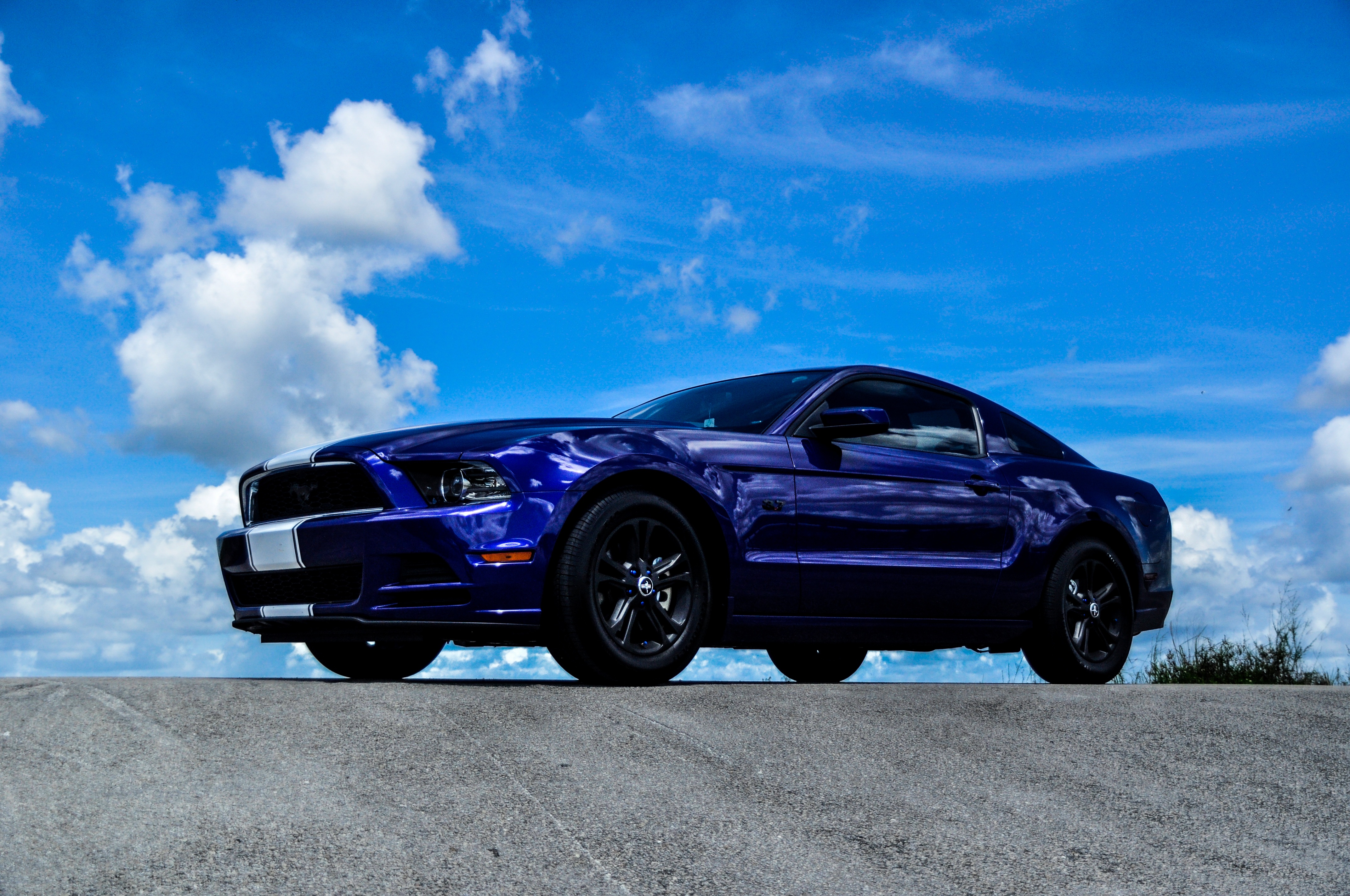 UHD wallpaper side view, ford, cars