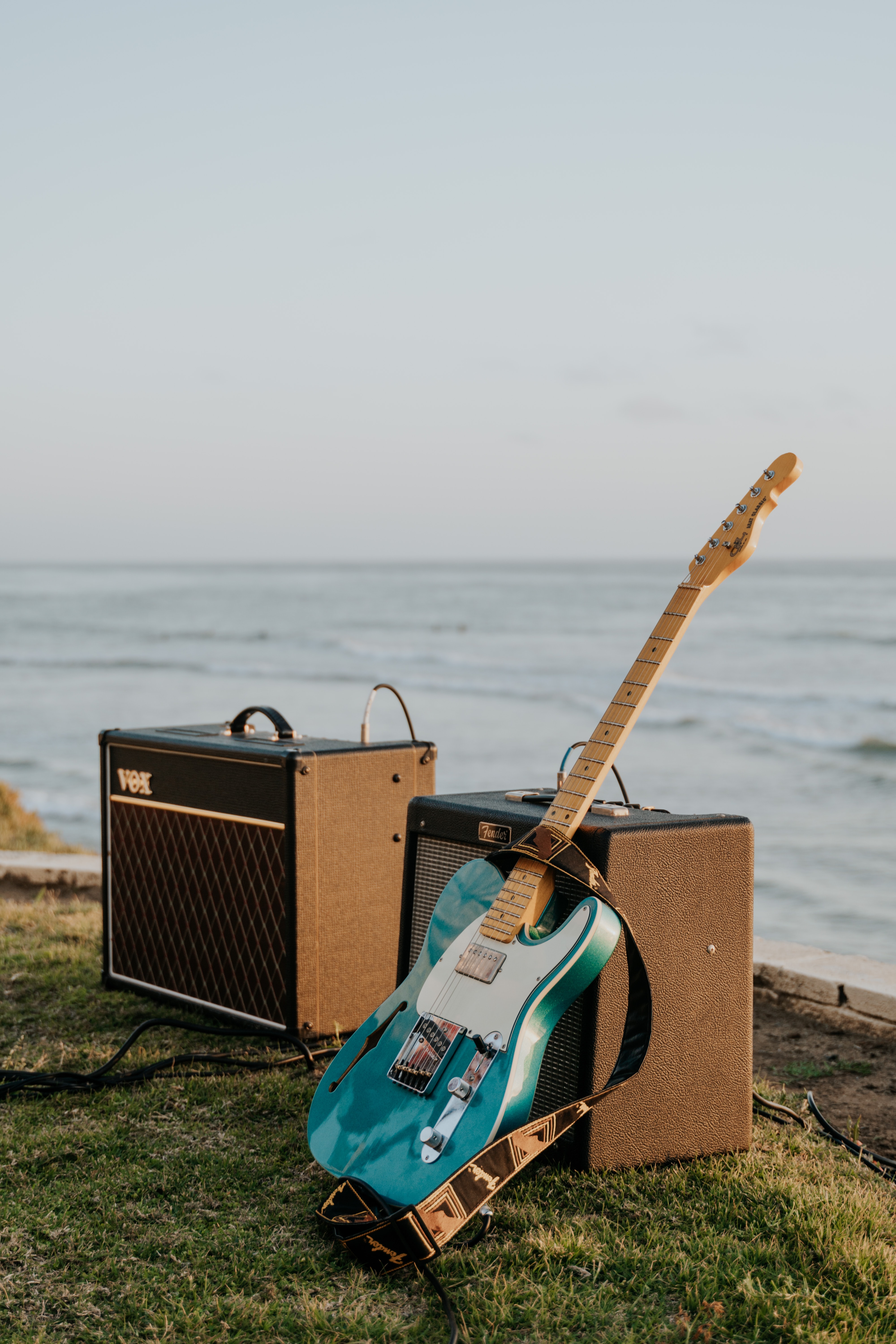 guitar, electric guitar, music, water, equipment Phone Background