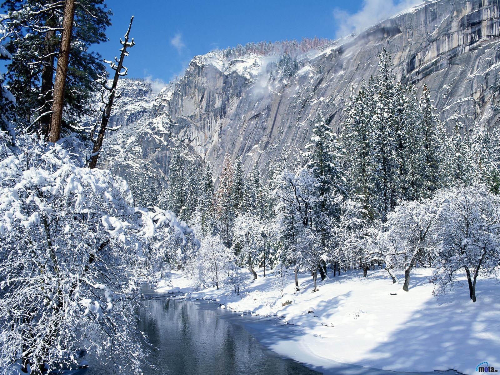 10082 скачать обои пейзаж, зима, деревья, река, горы, снег, синие - заставки и картинки бесплатно
