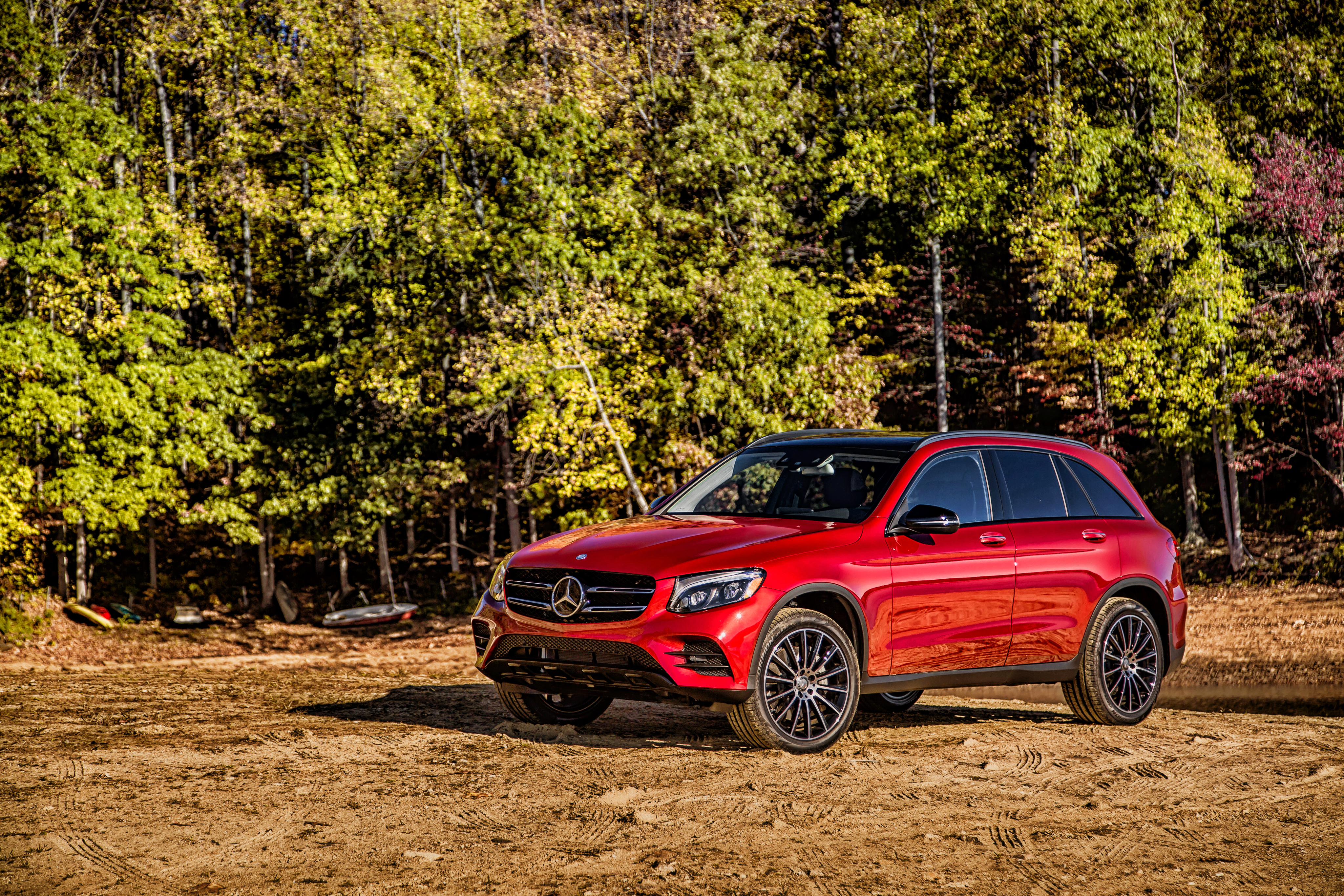 UHD wallpaper red, glk-class, cars, side view