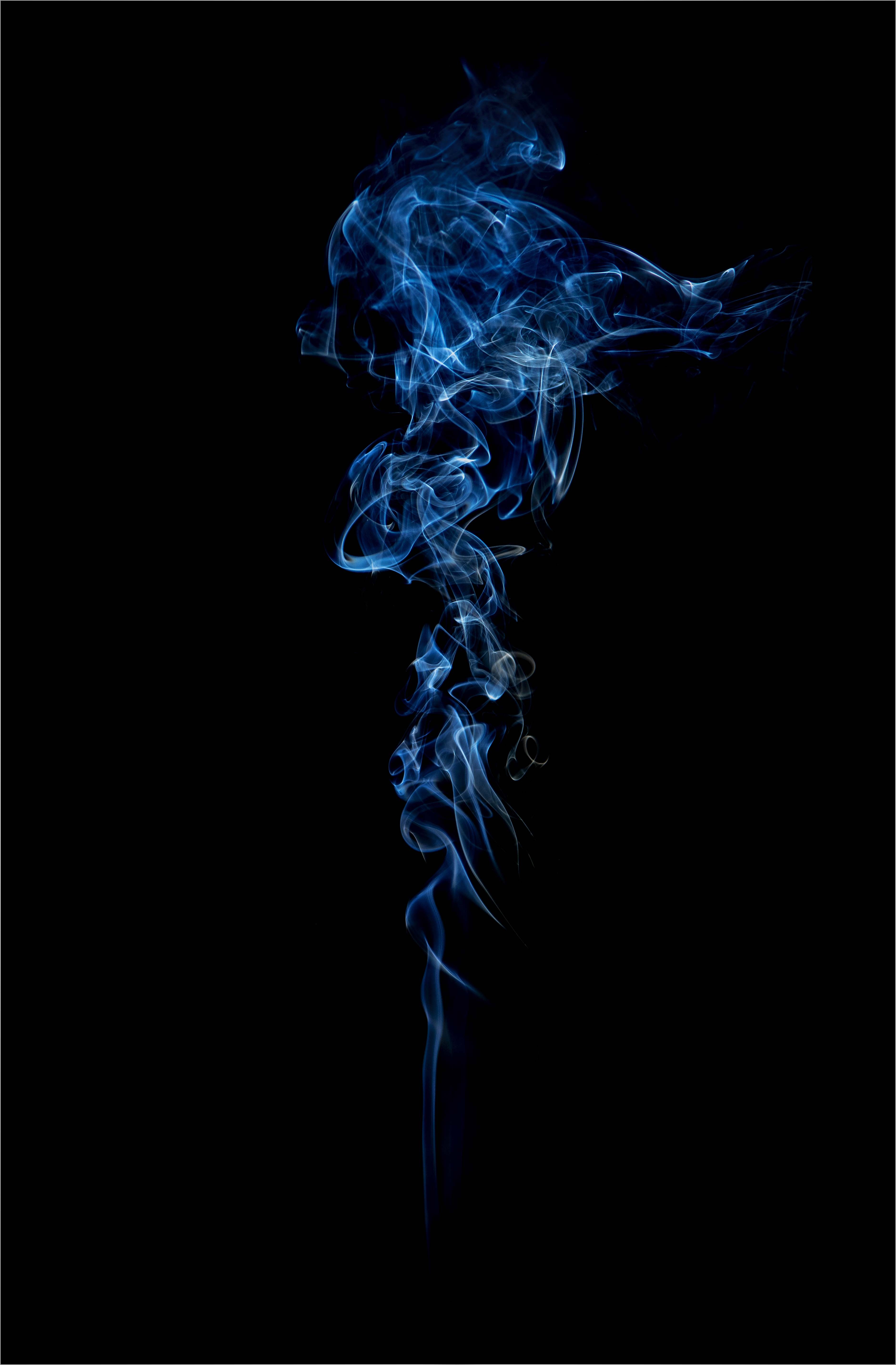 desktop and mobile shroud, smoke, dark, blue