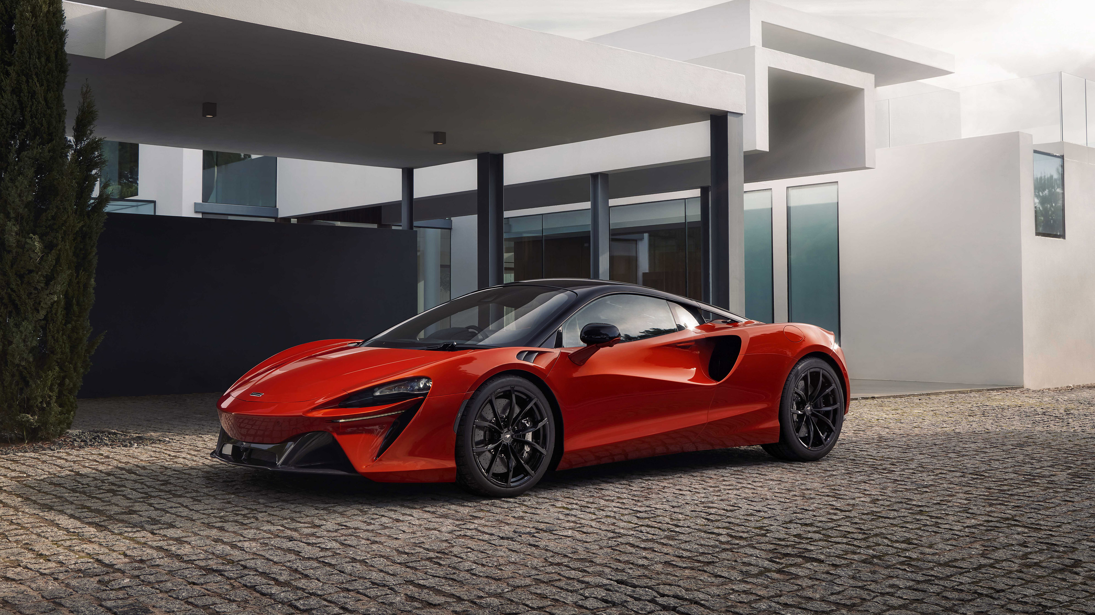 MCLAREN Artura 2022 салон