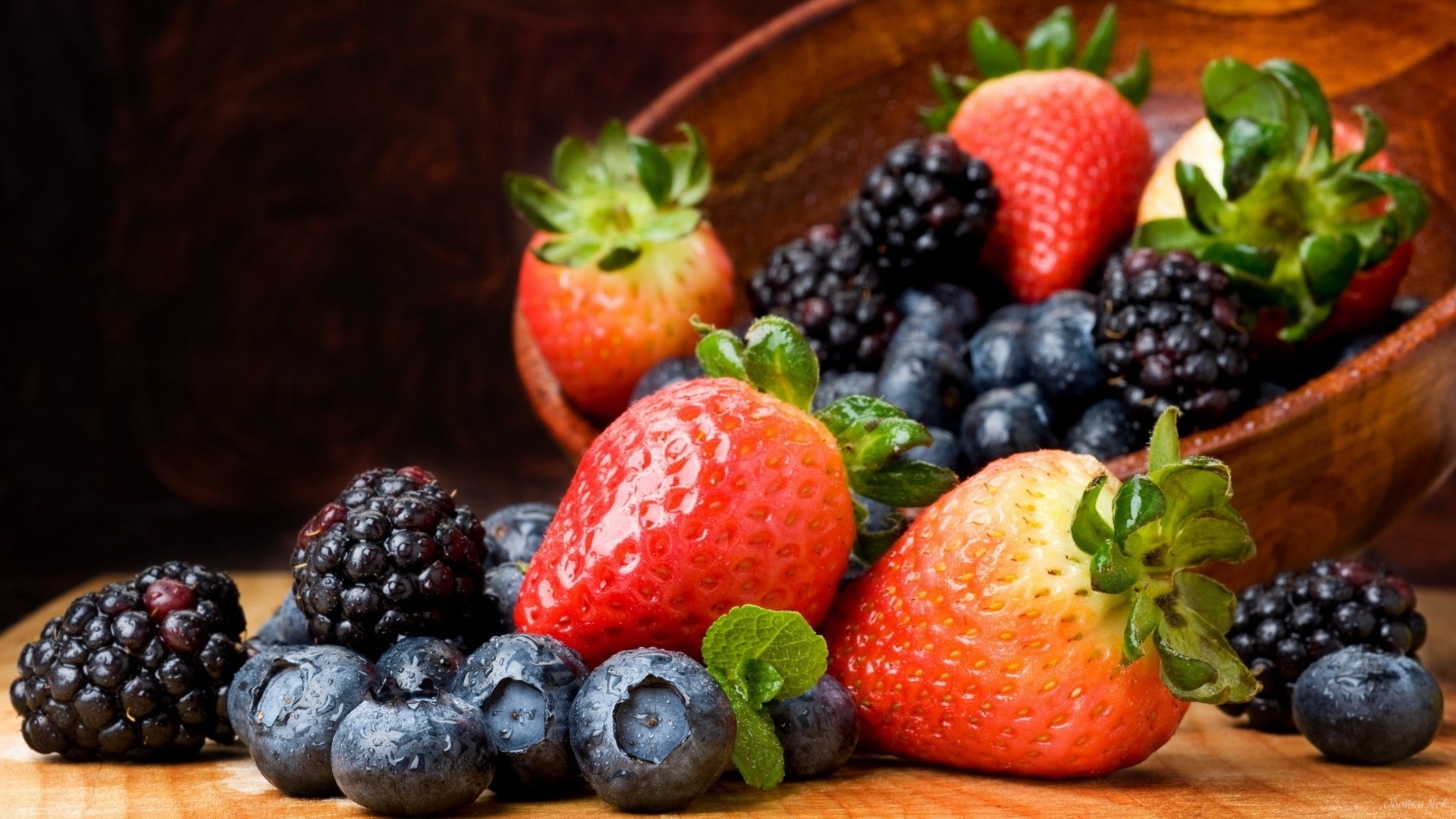 Laden Sie das Obst, Lebensmittel, Erdbeere, Blaubeeren, Berries-Bild kostenlos auf Ihren PC-Desktop herunter