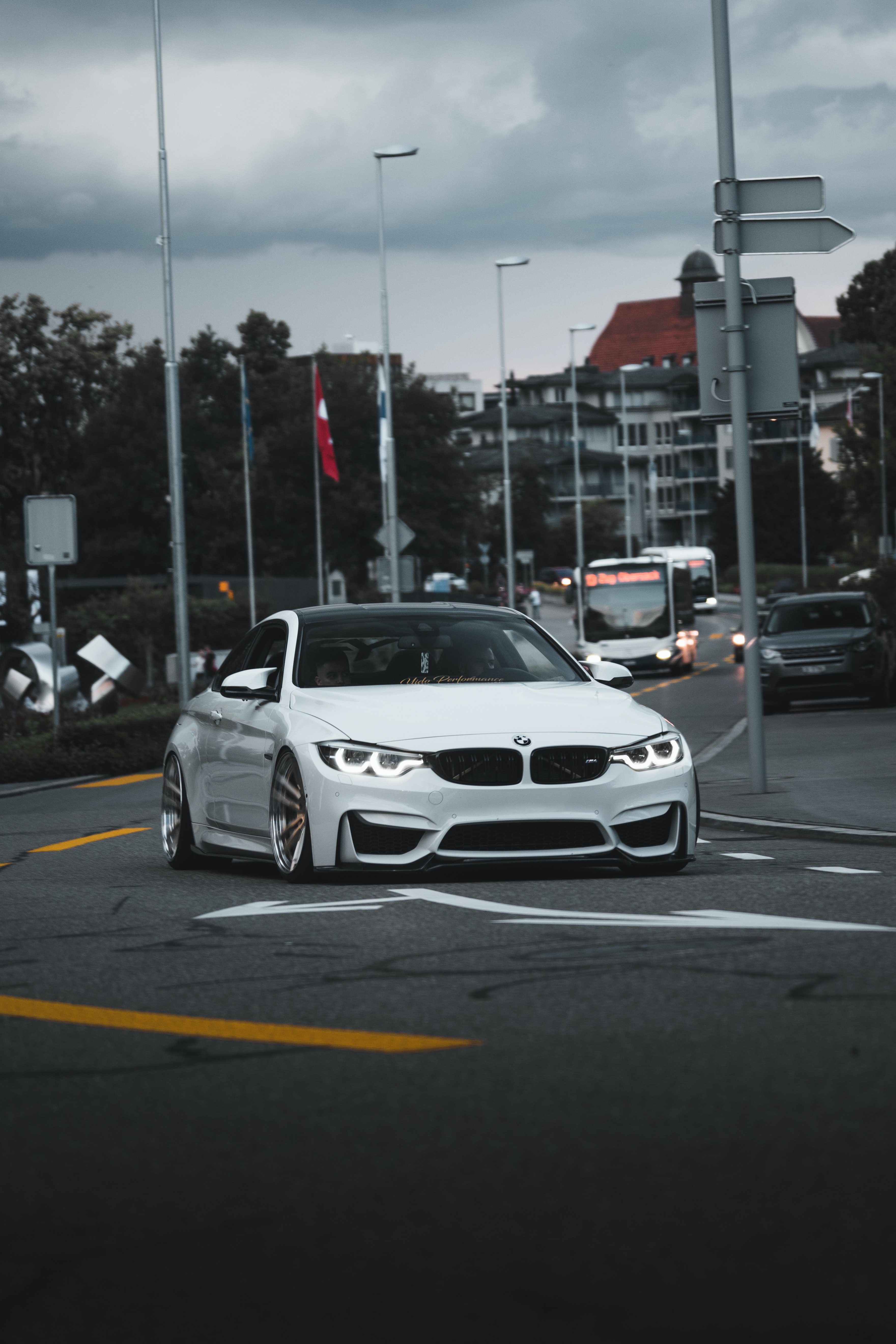 Mobile Wallpaper Front View bmw, road, car, cars